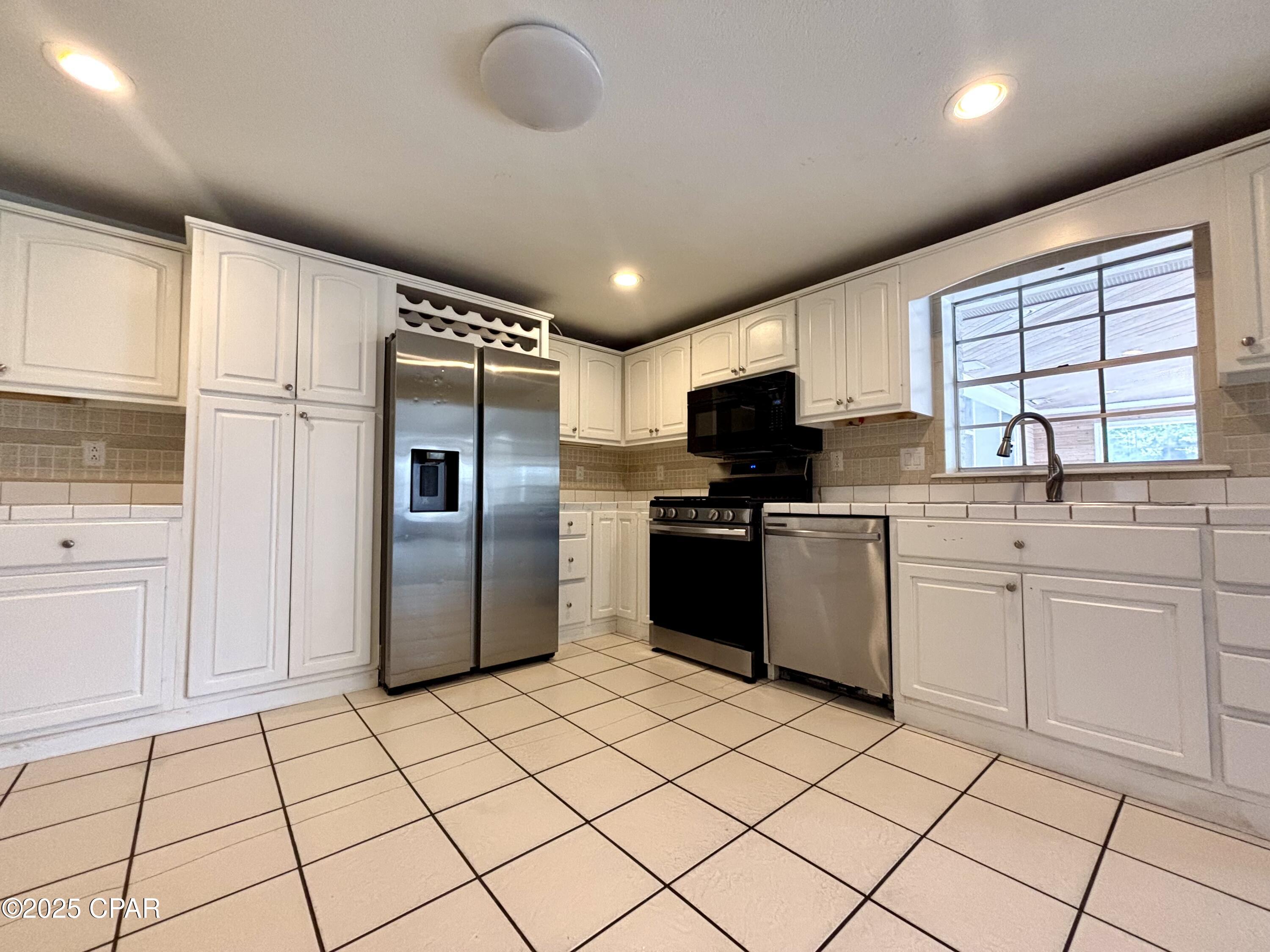 Image 9 For 1206 Buena Vista Boulevard