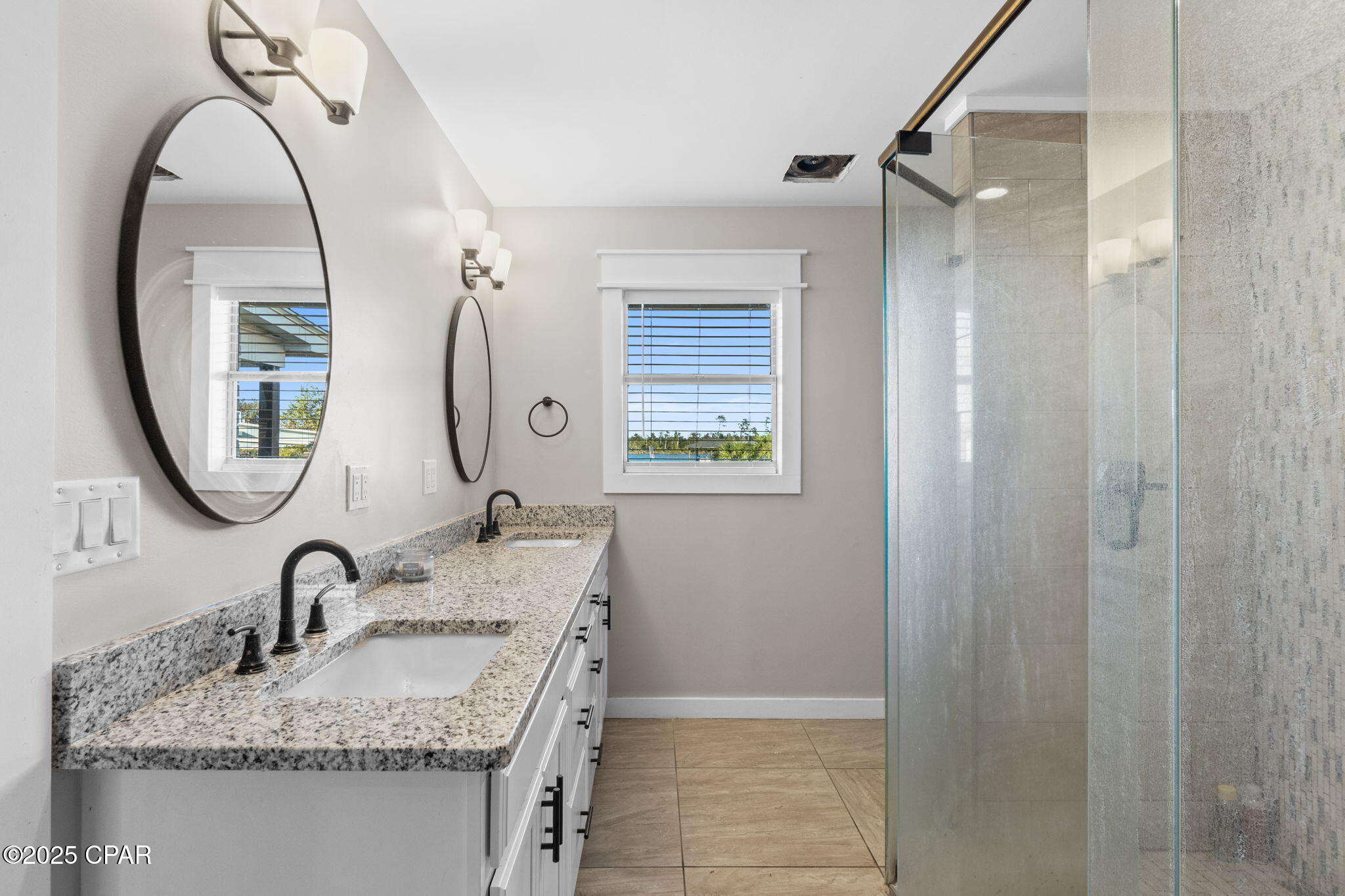 Image 39 For 1037 Bay Drive