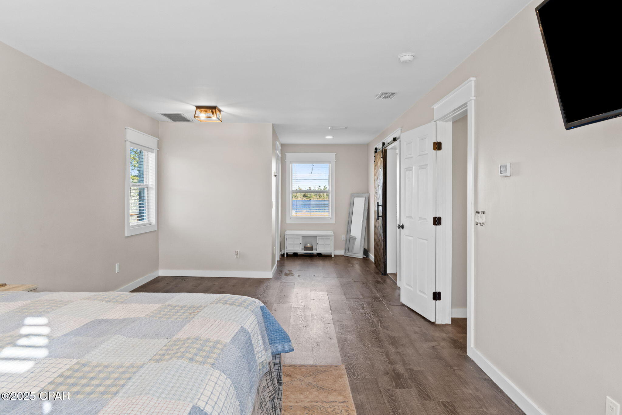 Image 43 For 1037 Bay Drive