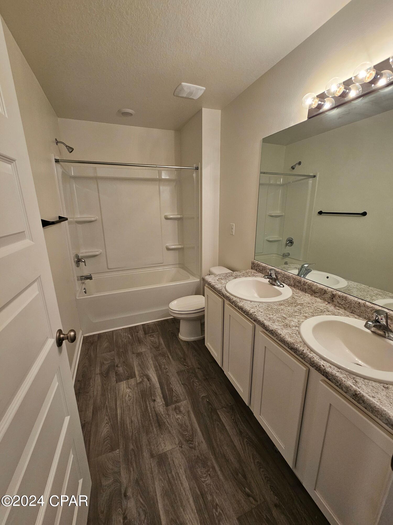 Image 20 For 504 Albert Meadow Lane