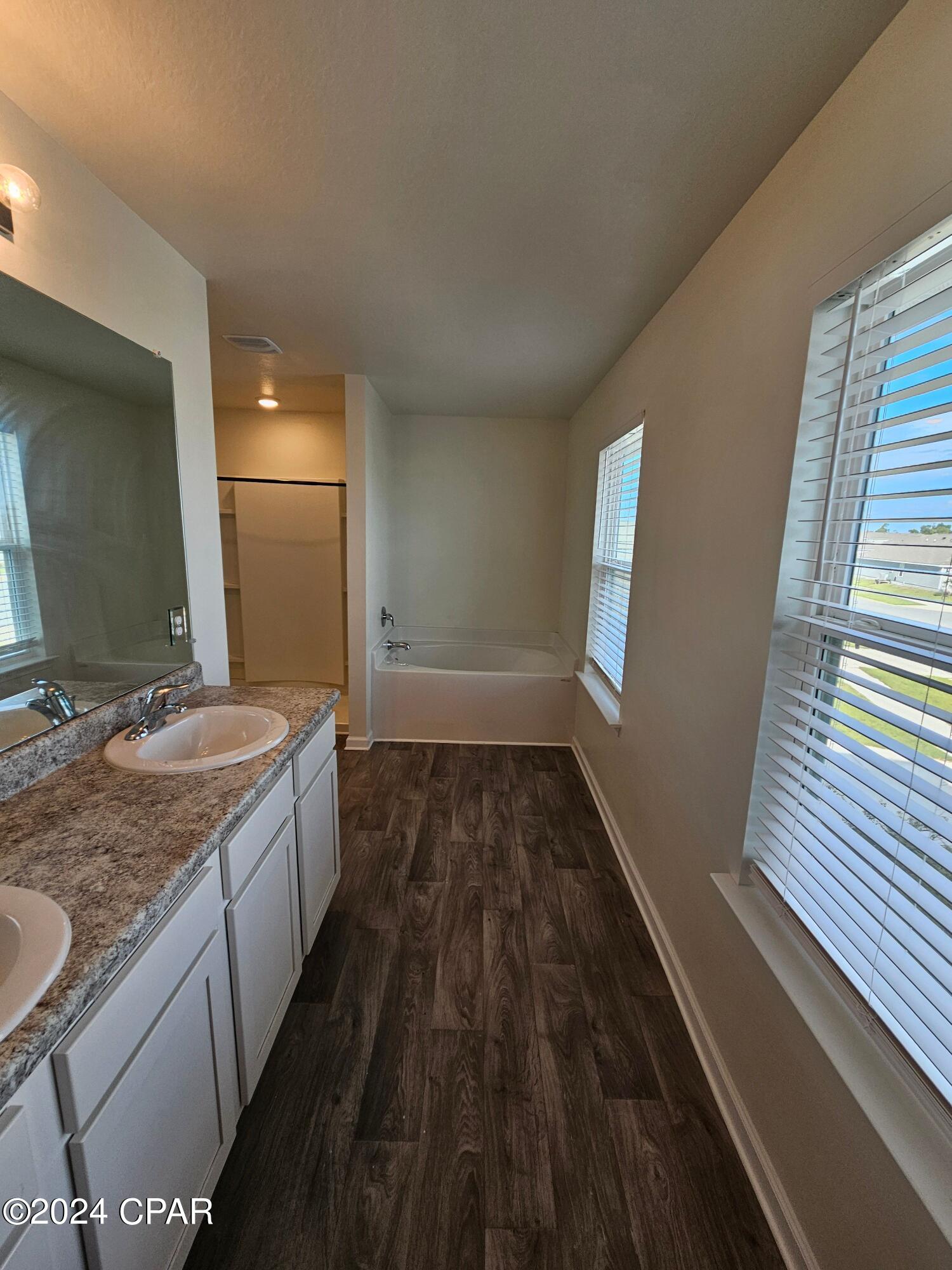 Image 27 For 504 Albert Meadow Lane