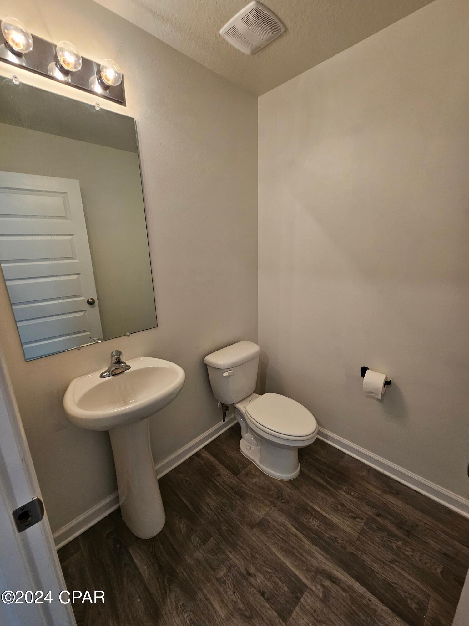 Image 5 For 504 Albert Meadow Lane