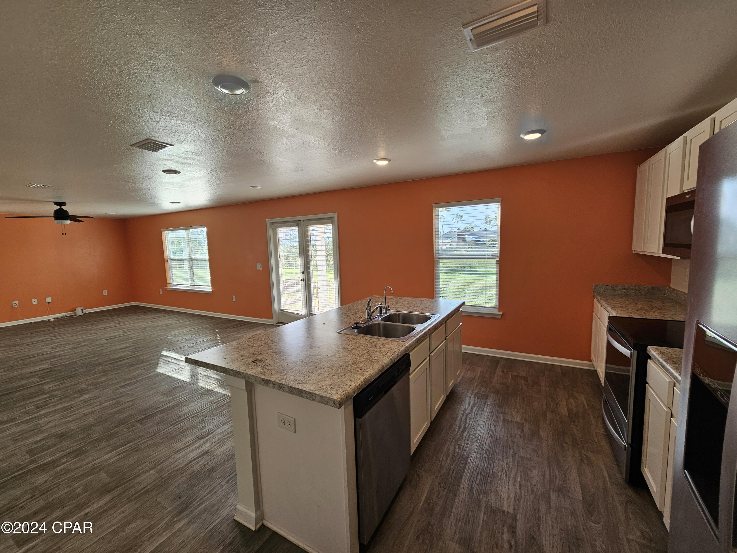 Image 7 For 504 Albert Meadow Lane