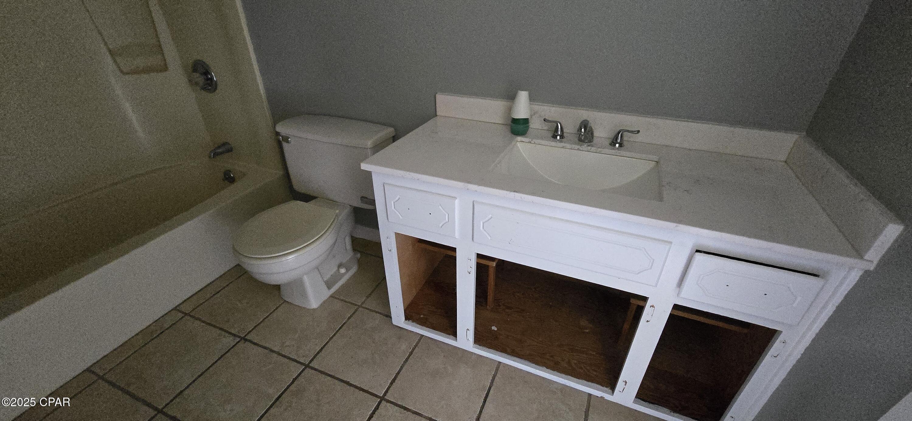 Image 12 For 632 Carver Circle