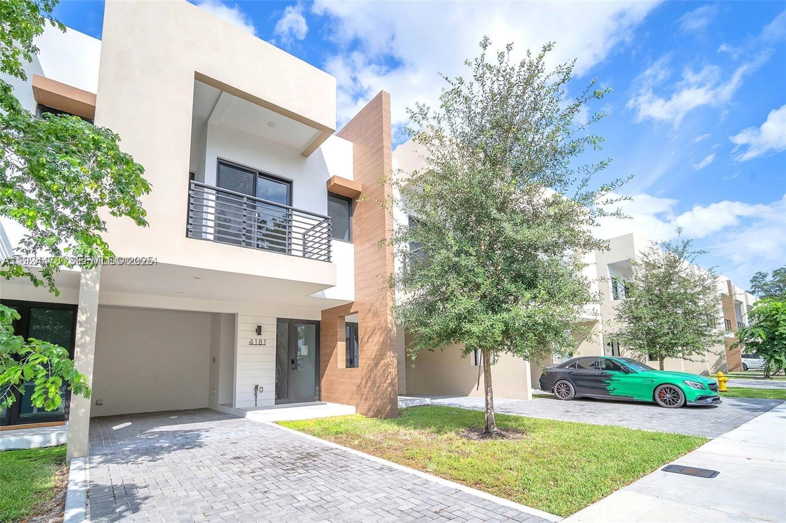 Oaks Place