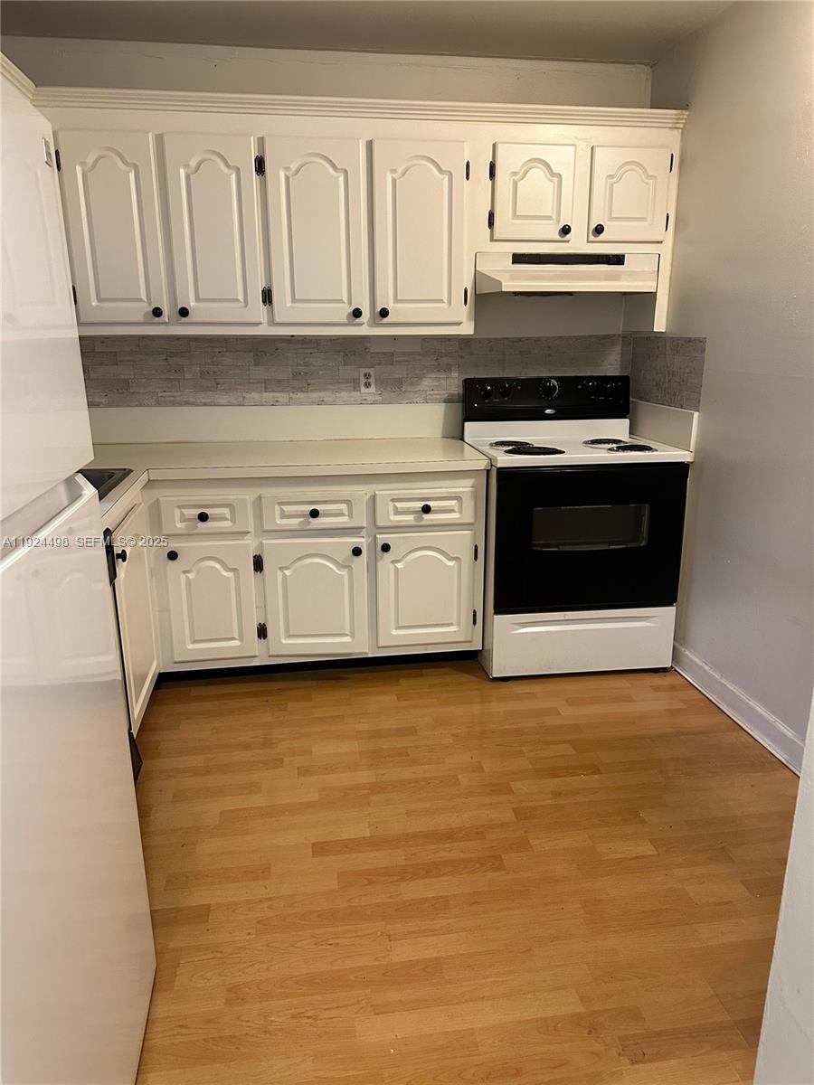 Village Of Kings Creek Co