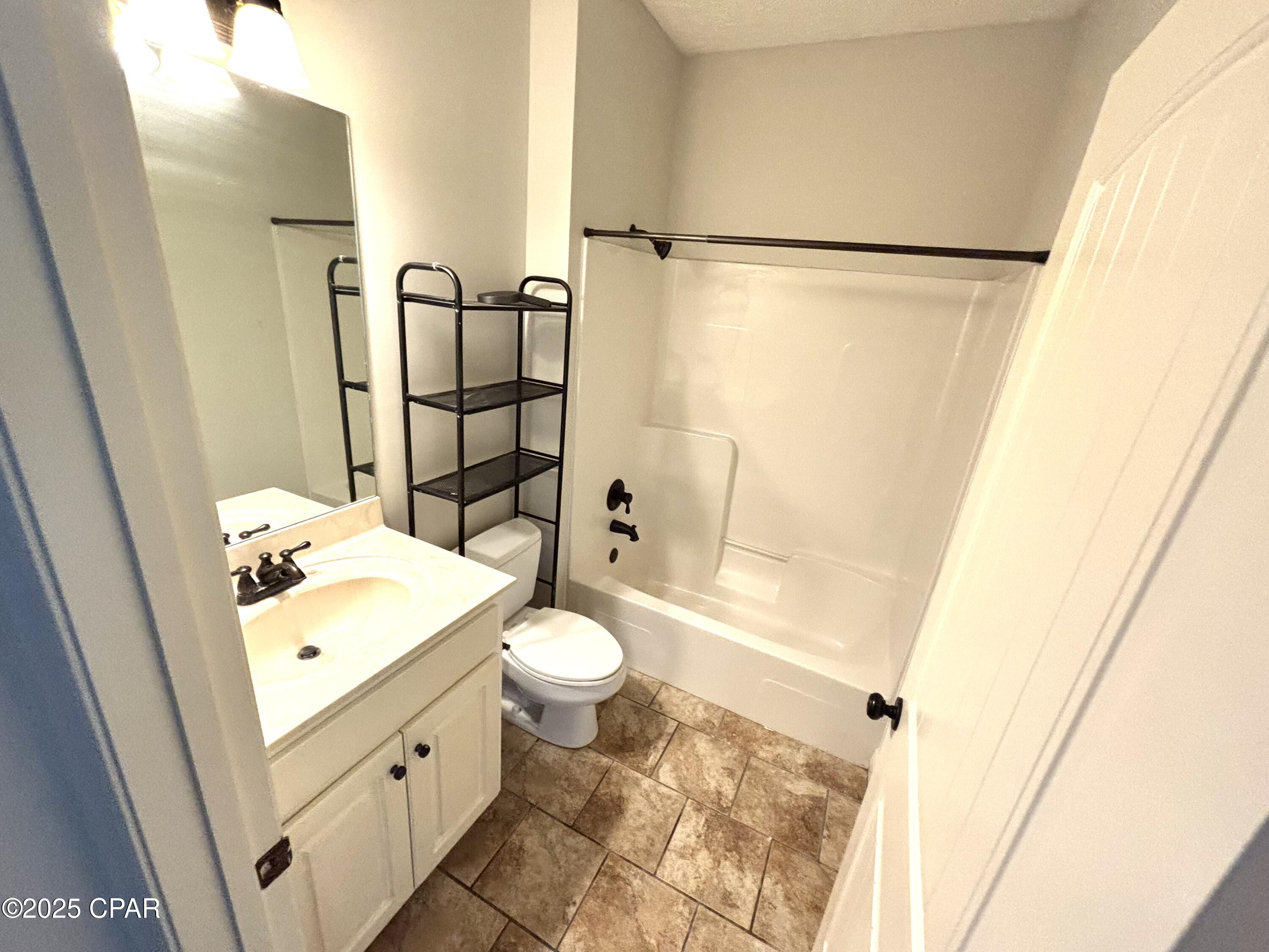 Image 16 For 116 Gardenia Street