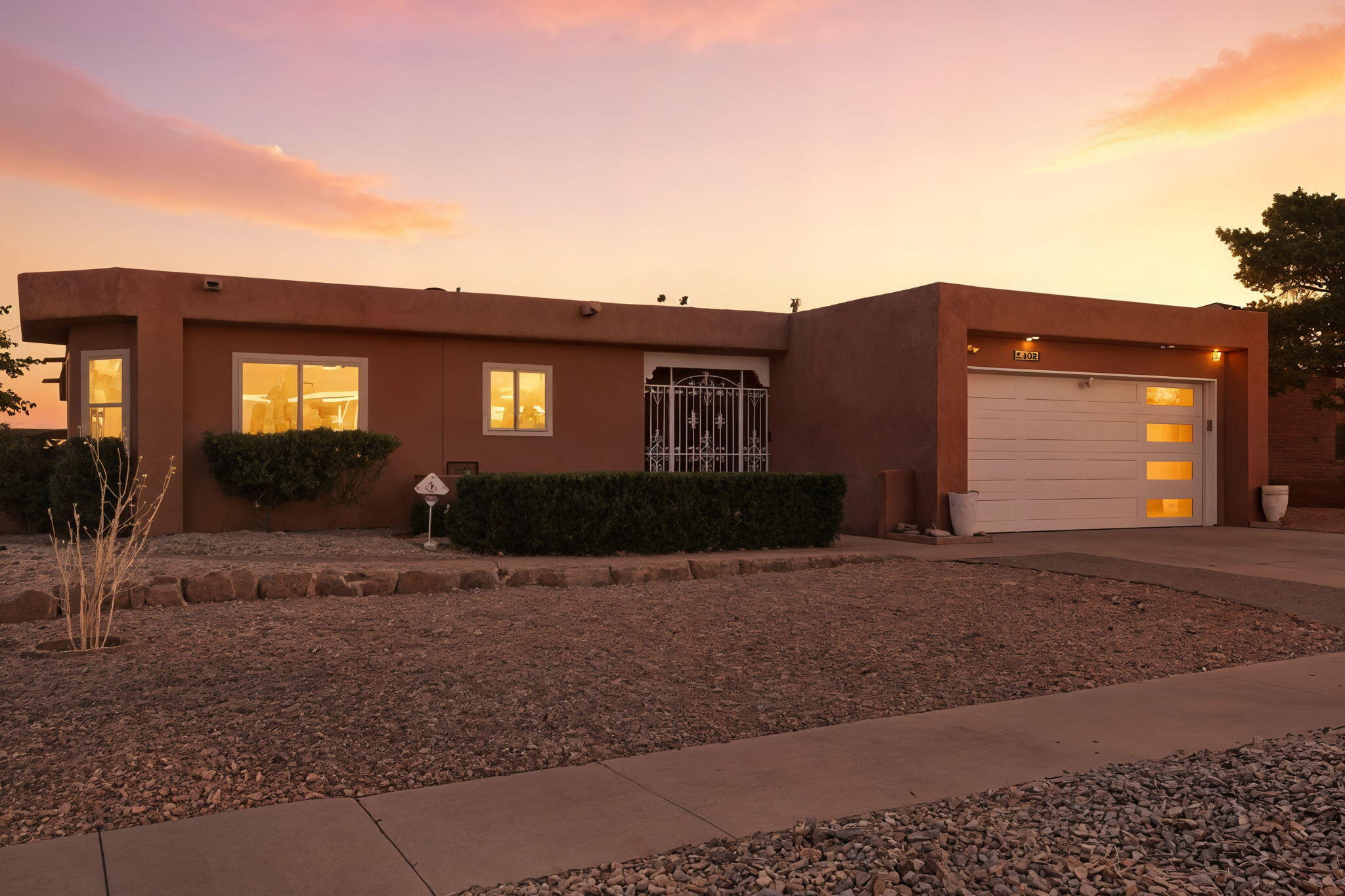5305 Thomas Drive, Albuquerque NM 87111