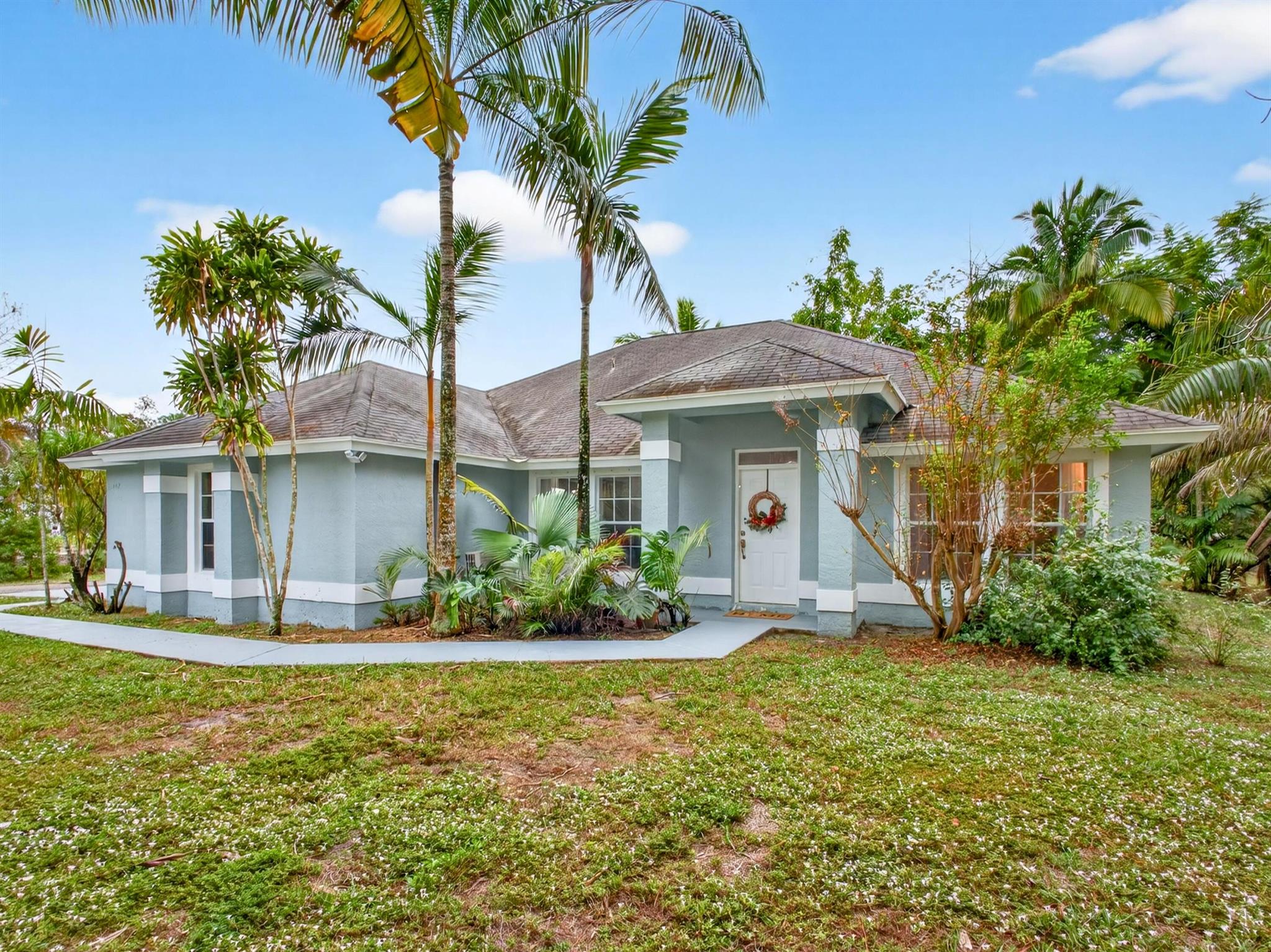 24-42-40~ S 243.6 Ft Of N