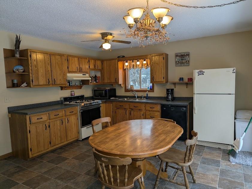 Undocumented Lake Property 120 Fayette St Photo 10