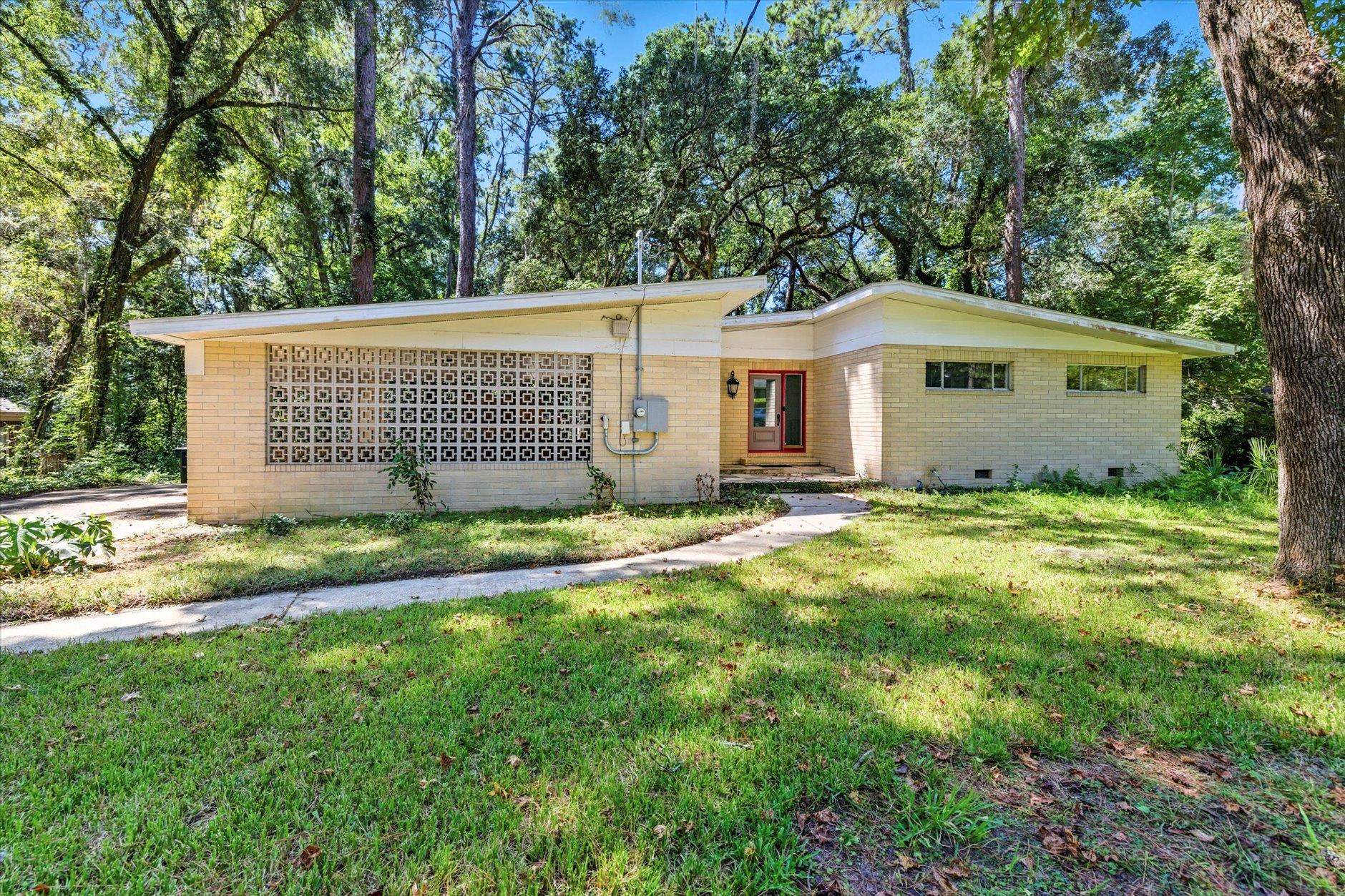 2106  Great Oak Drive , Tallahassee, FL, 