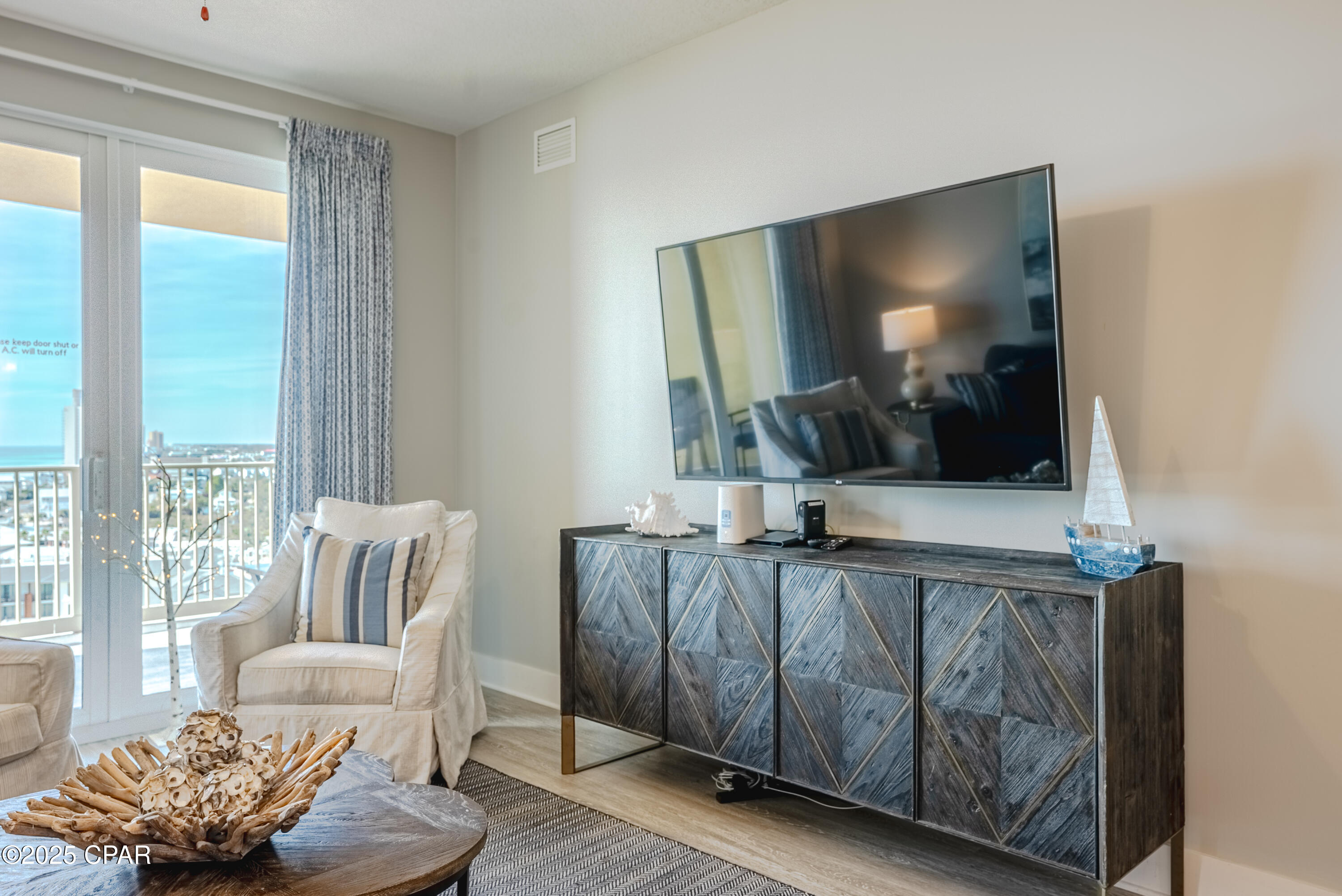 Image 10 For 15928 Front Beach Road 31211