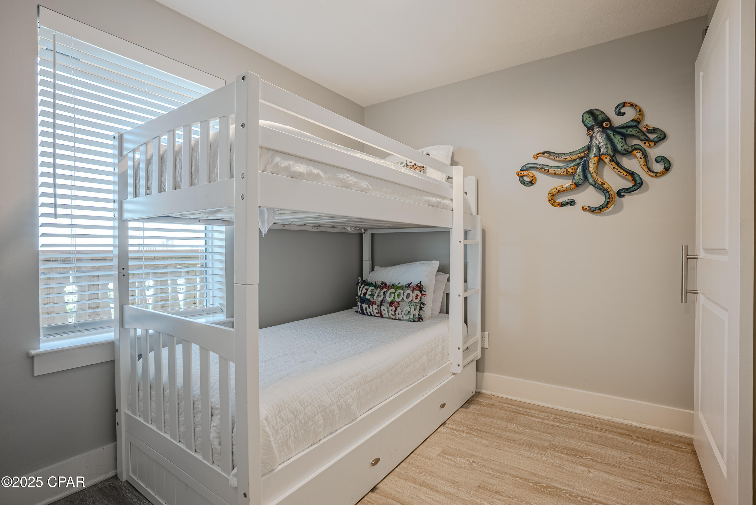 Image 27 For 15928 Front Beach Road 31211