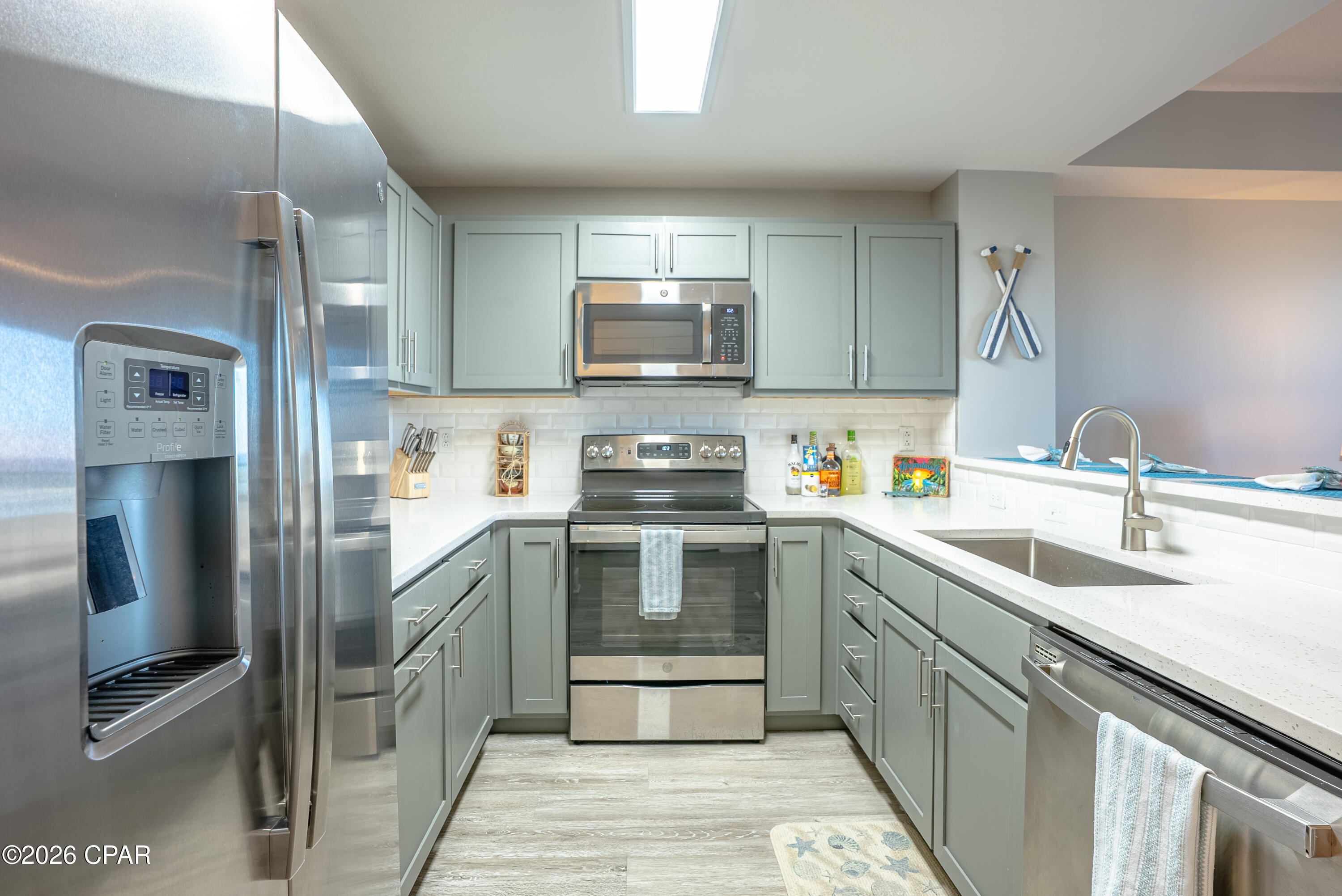 Image 15 For 15928 Front Beach Road 3-403