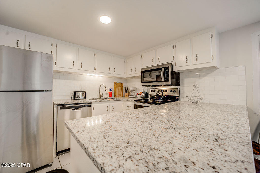 23223 Front Beach Road A139