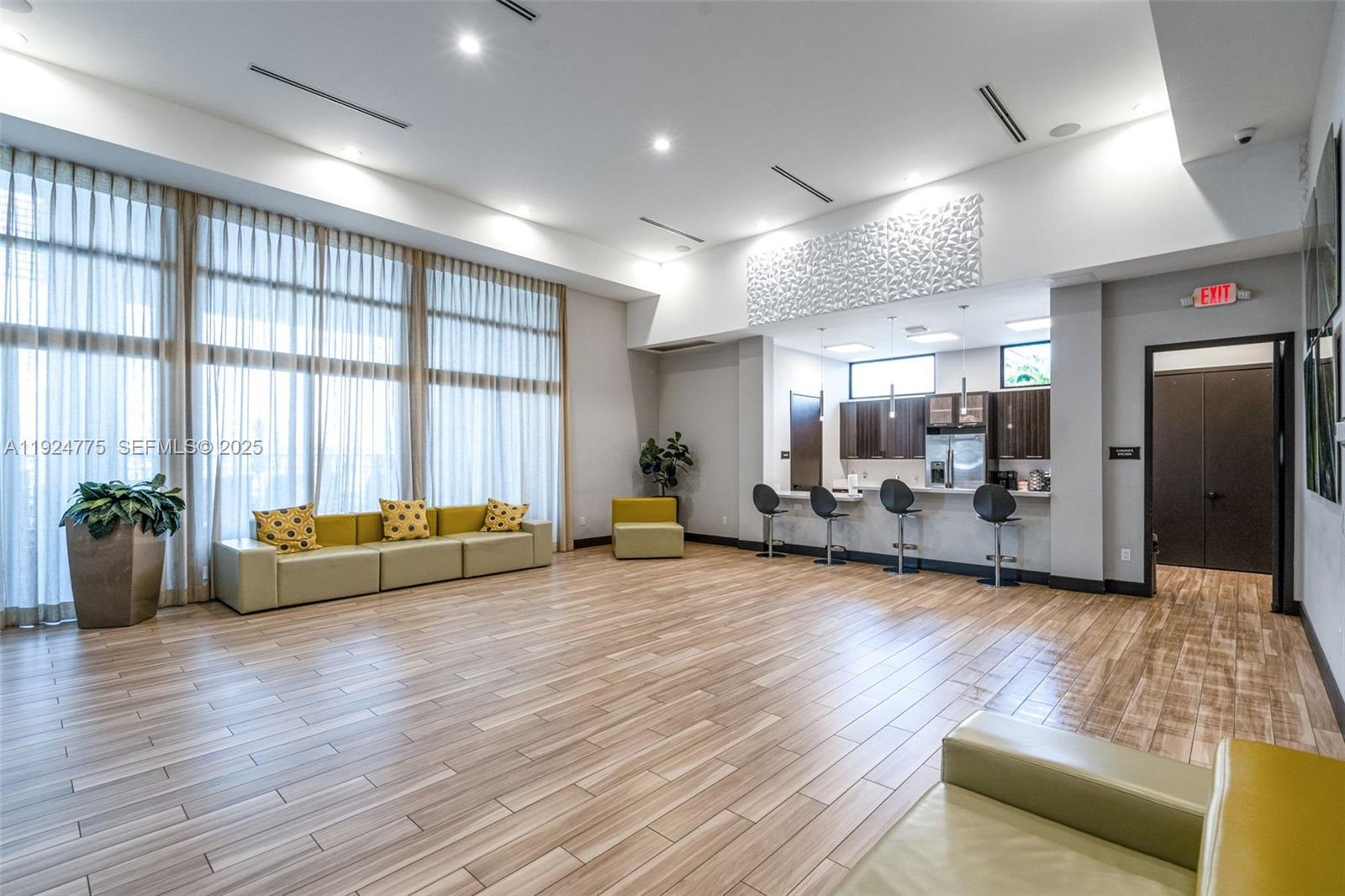 Homes for sale in Miami Lakes, FL | 15815 Nw 91st Ct, Miami Lakes, FL 33018 | MLS# A11924775