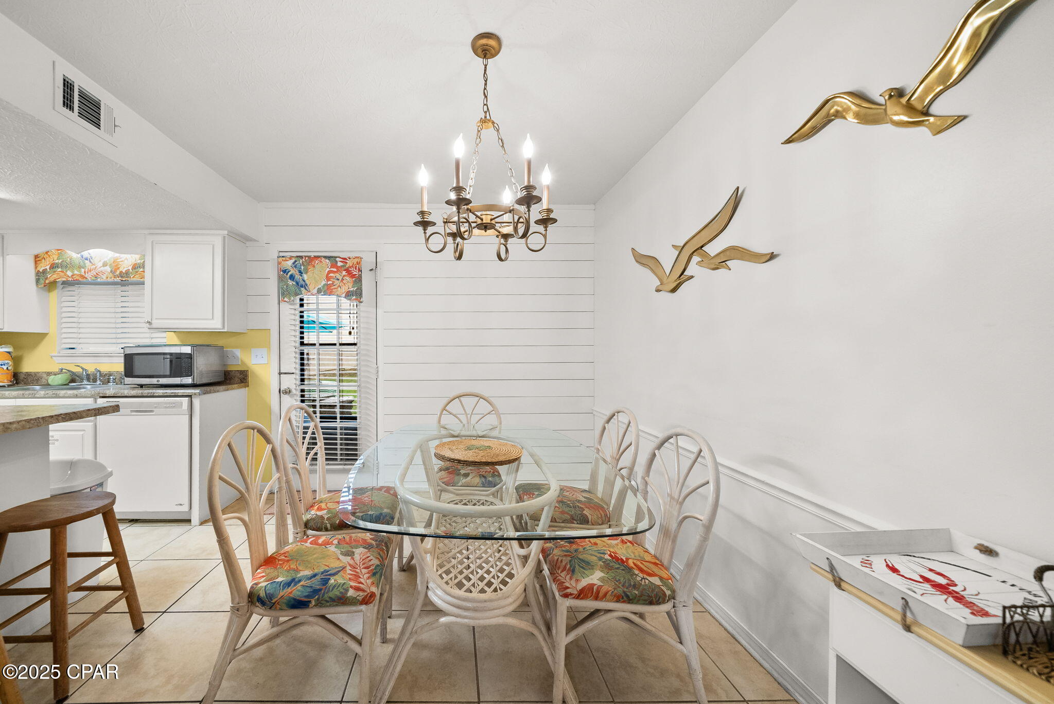 Image 12 For 133 Leslie Lane