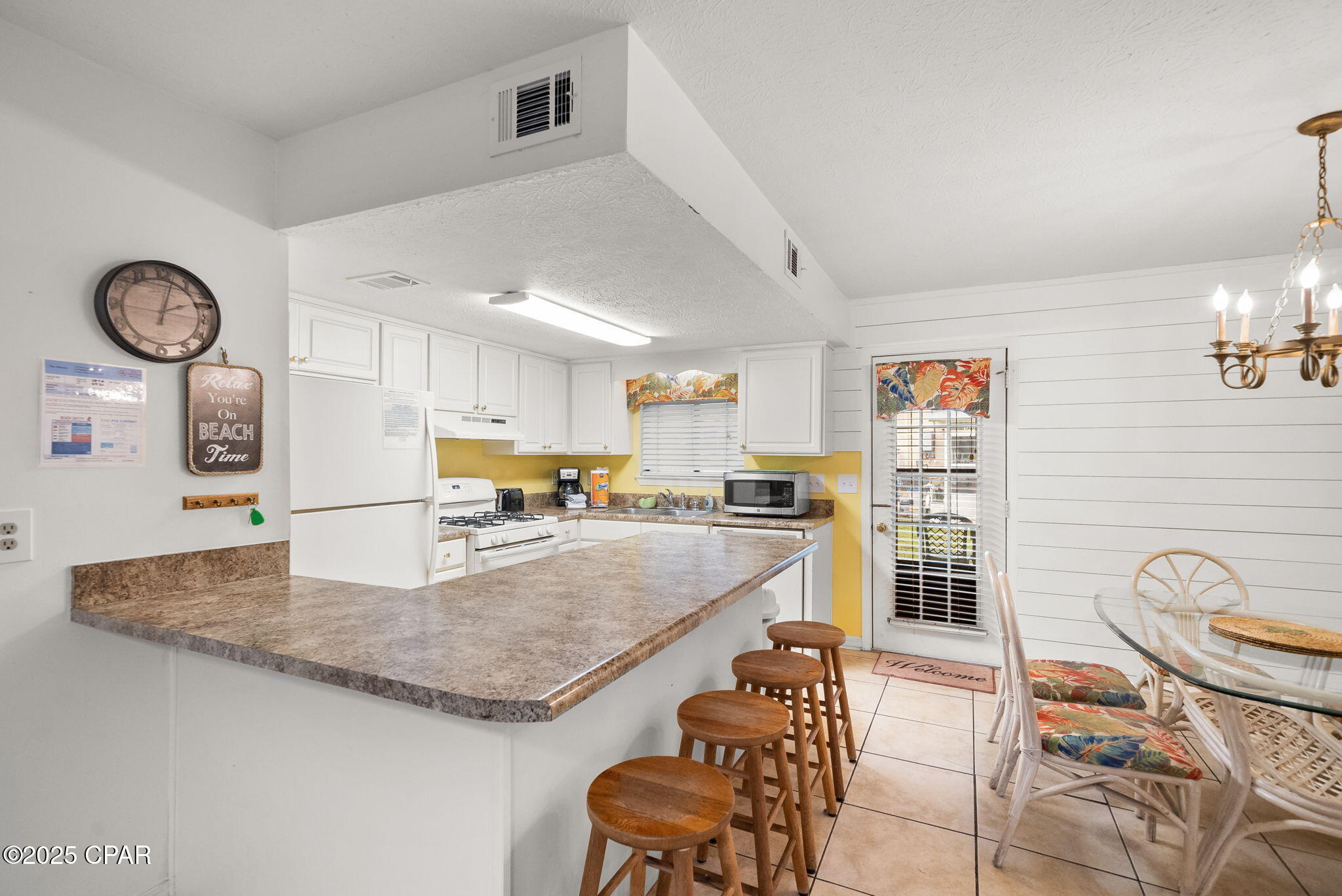 Image 8 For 133 Leslie Lane