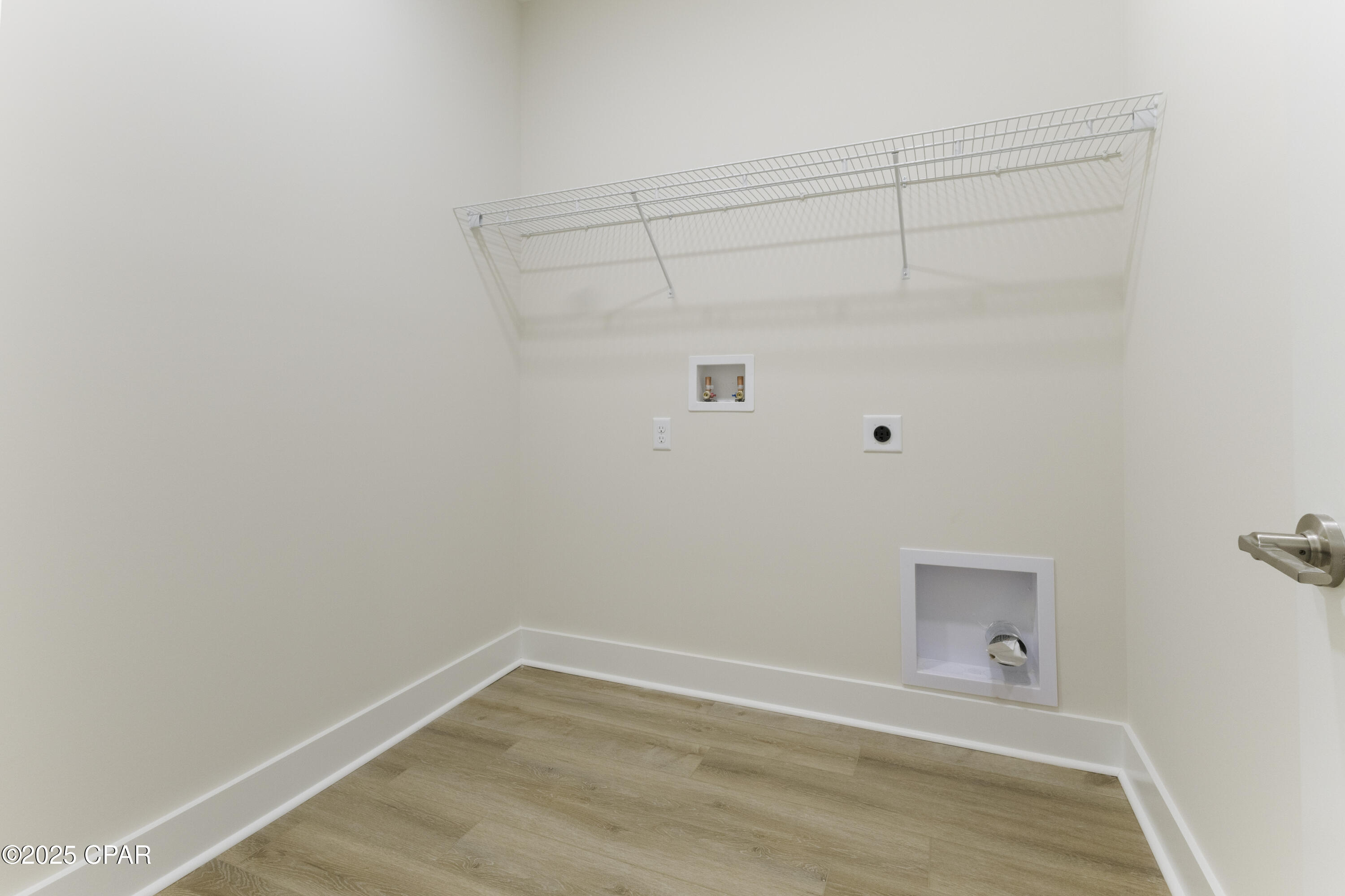 Image 10 For 3817 Red Deer Circle