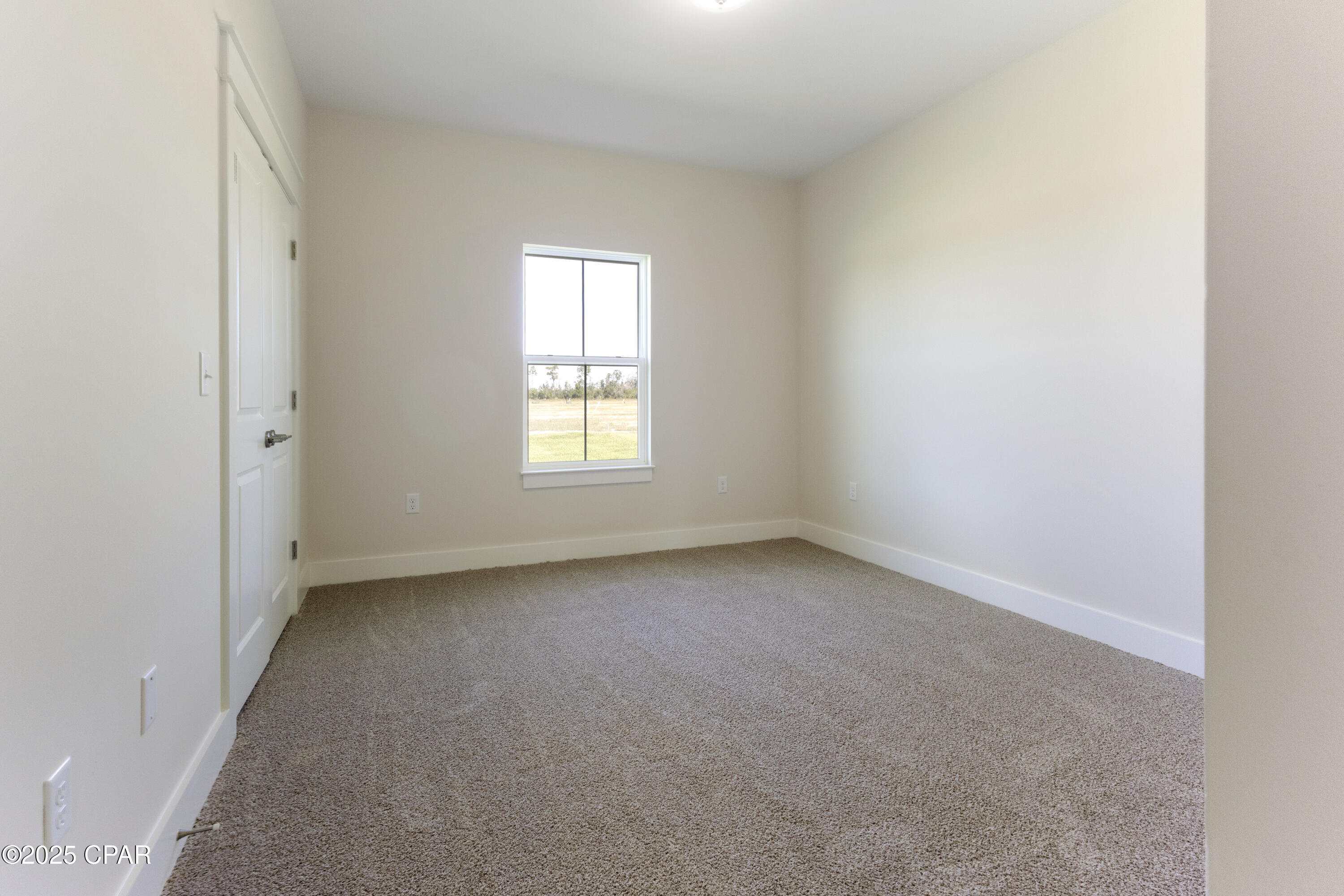 Image 19 For 3817 Red Deer Circle