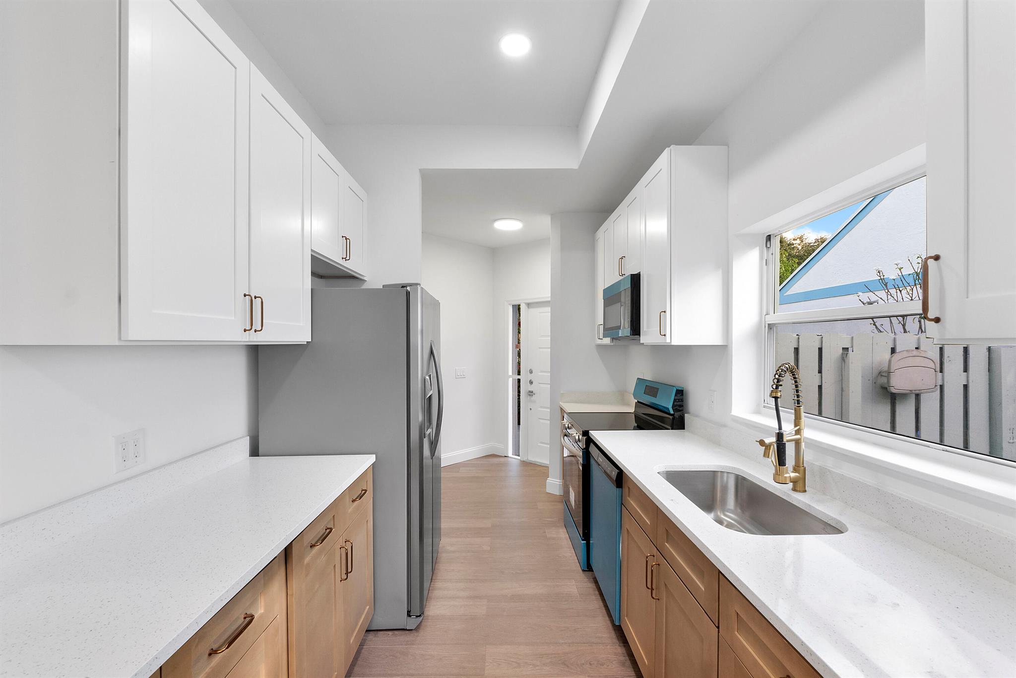 Homes for sale in Pembroke Pines, FL | 1410 Sw 85Th Terrace, Pembroke Pines, FL 33025 | MLS# R11145140