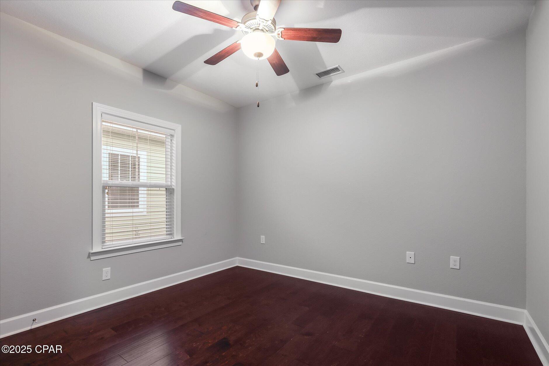 Image 32 For 2236 Wabash Trail