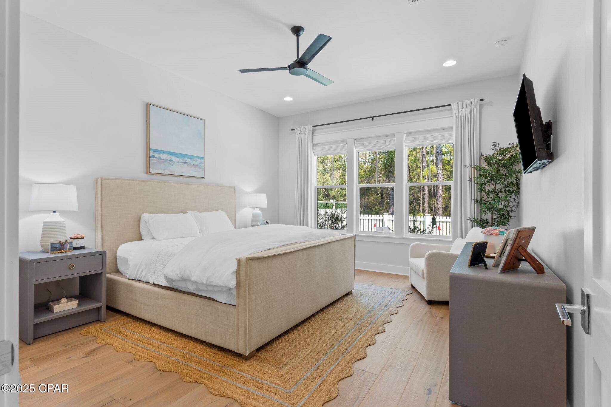 Image 24 For 30 Firethorn Circle