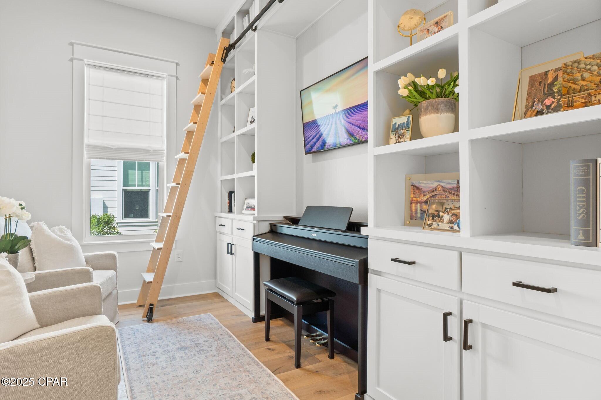 Image 31 For 30 Firethorn Circle