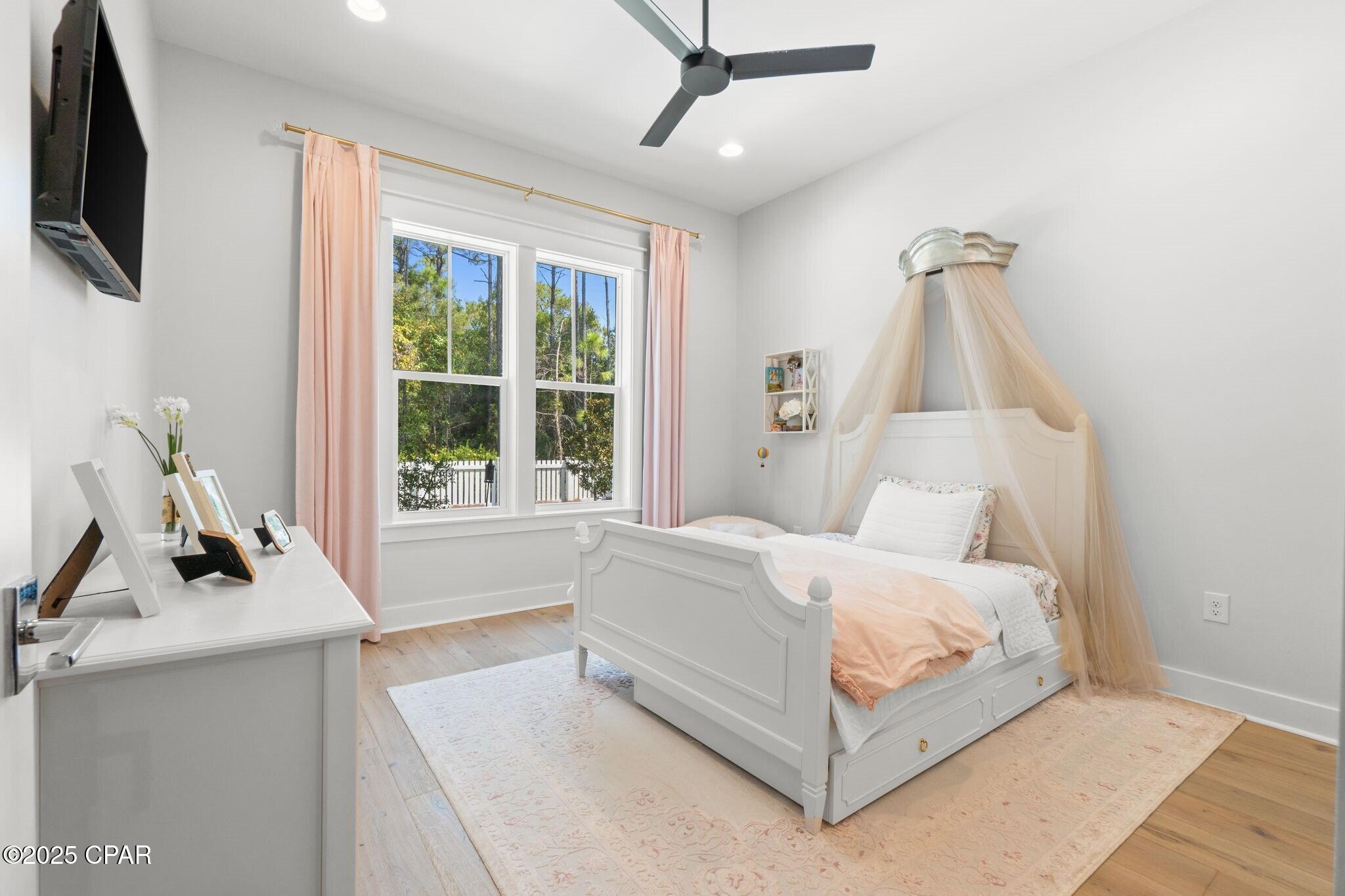 Image 36 For 30 Firethorn Circle