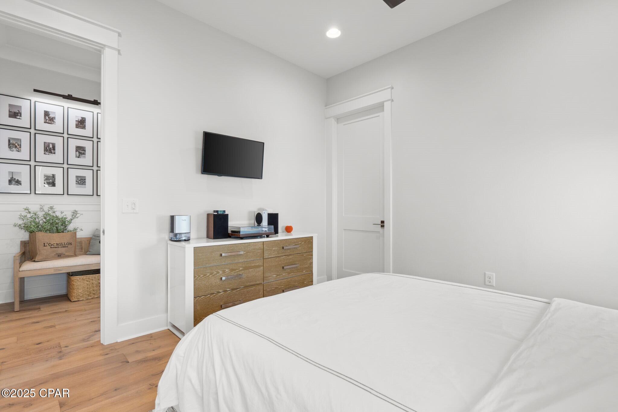 Image 43 For 30 Firethorn Circle