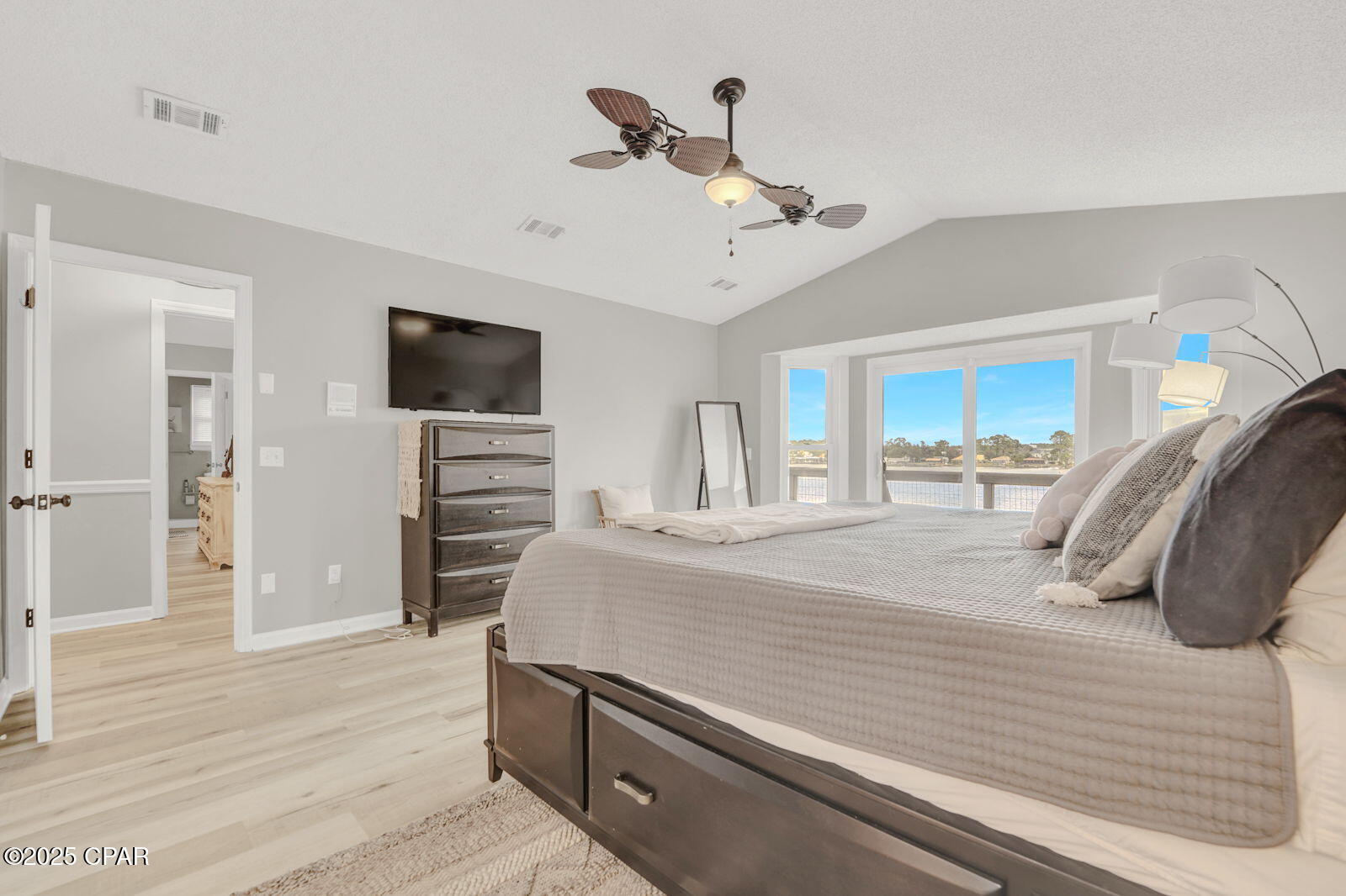 Image 23 For 5620 Lagoon Drive