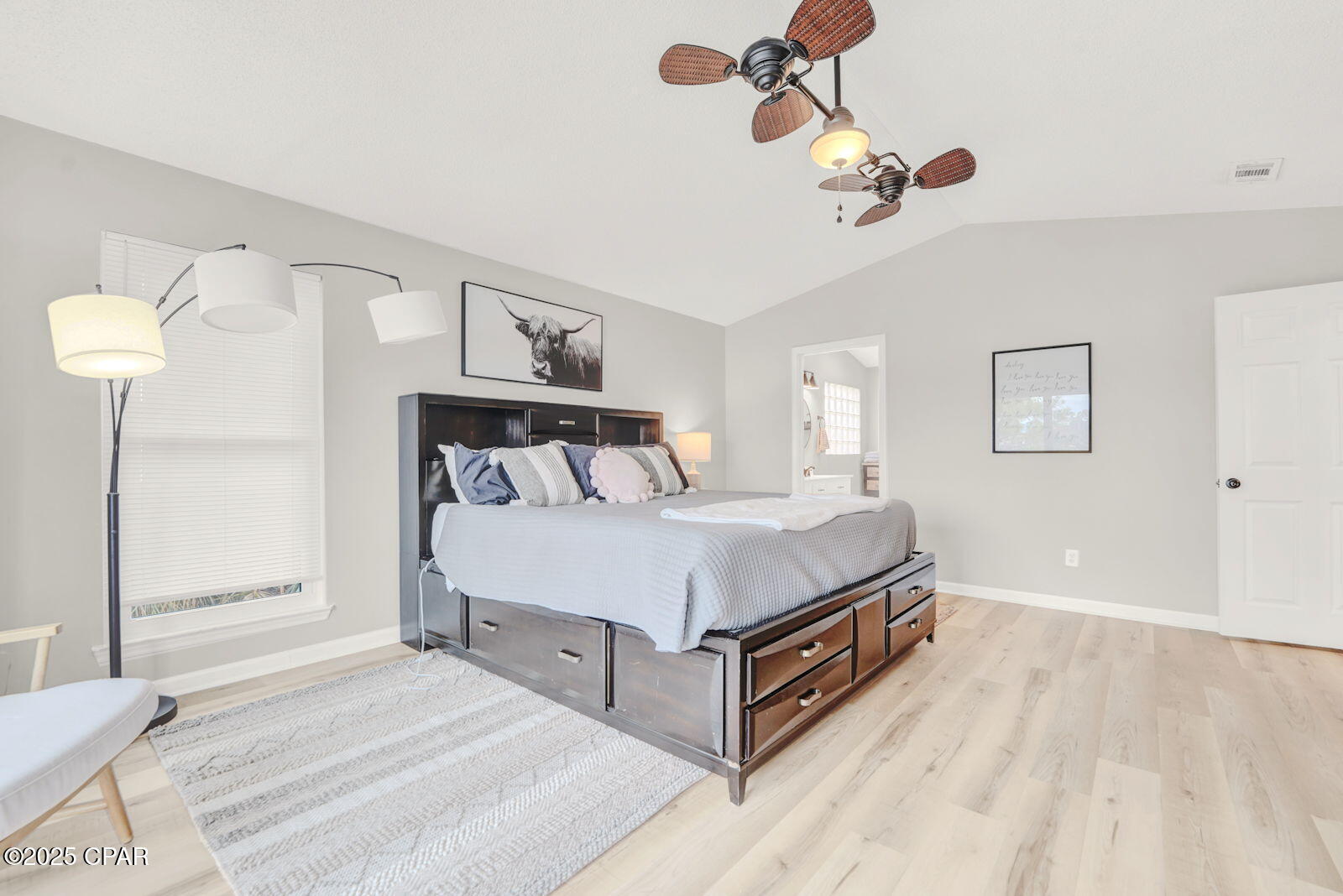 Image 24 For 5620 Lagoon Drive