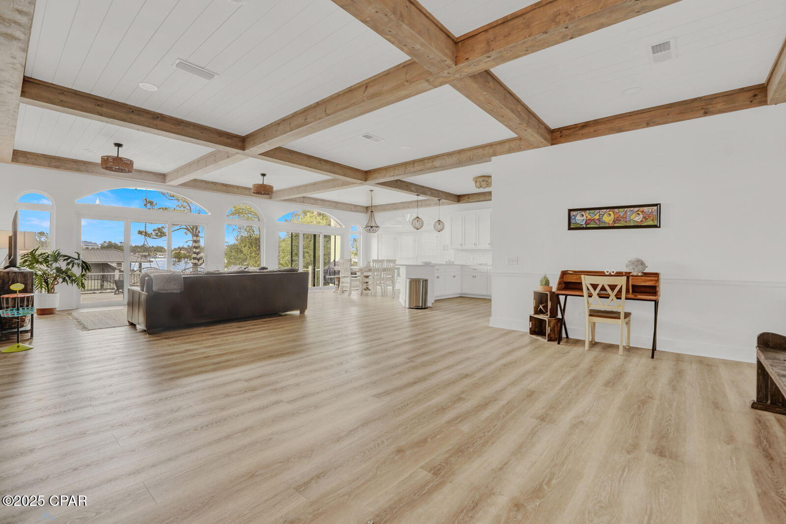 Image 3 For 5620 Lagoon Drive