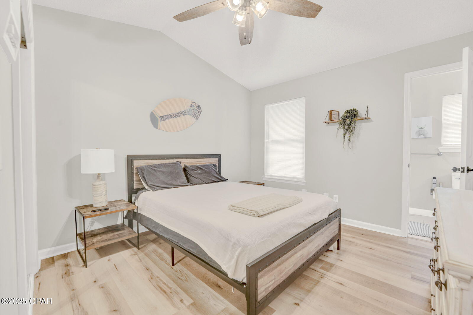 Image 32 For 5620 Lagoon Drive