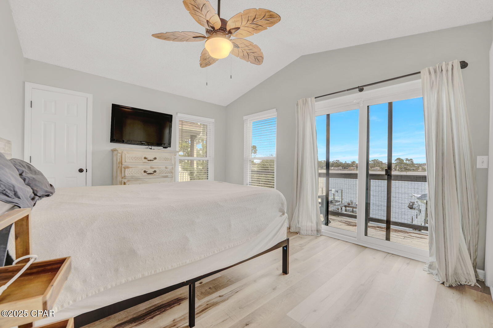 Image 38 For 5620 Lagoon Drive