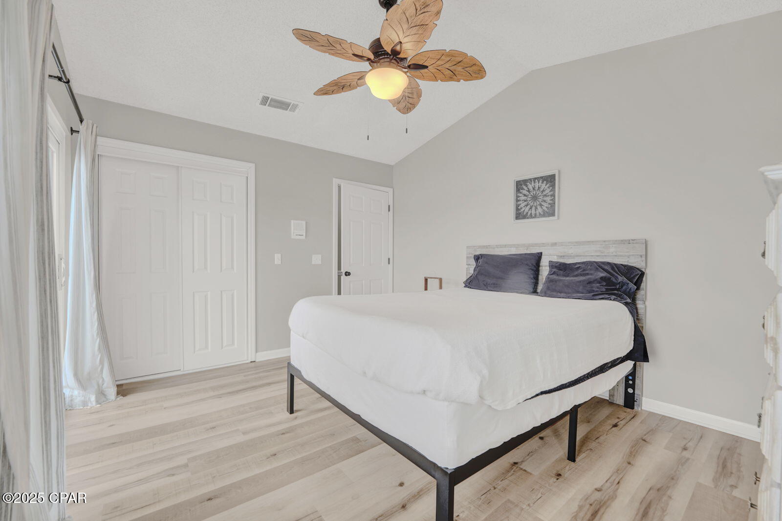 Image 40 For 5620 Lagoon Drive