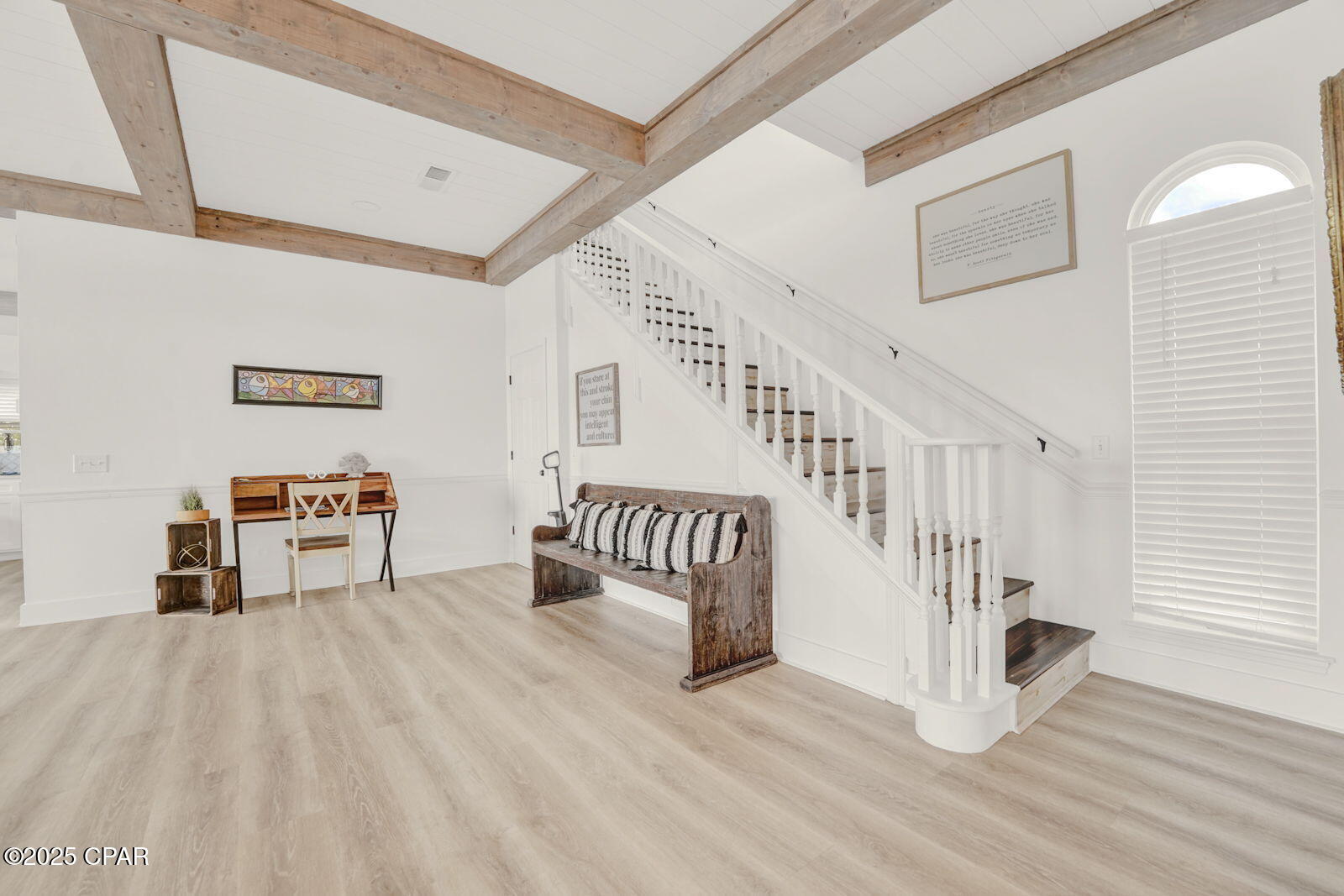 Image 5 For 5620 Lagoon Drive