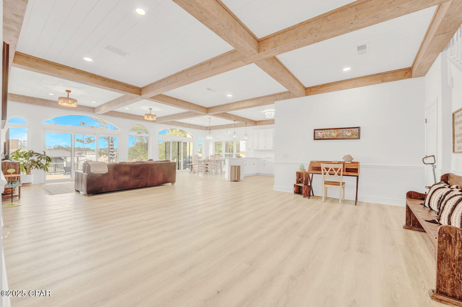 Image 6 For 5620 Lagoon Drive