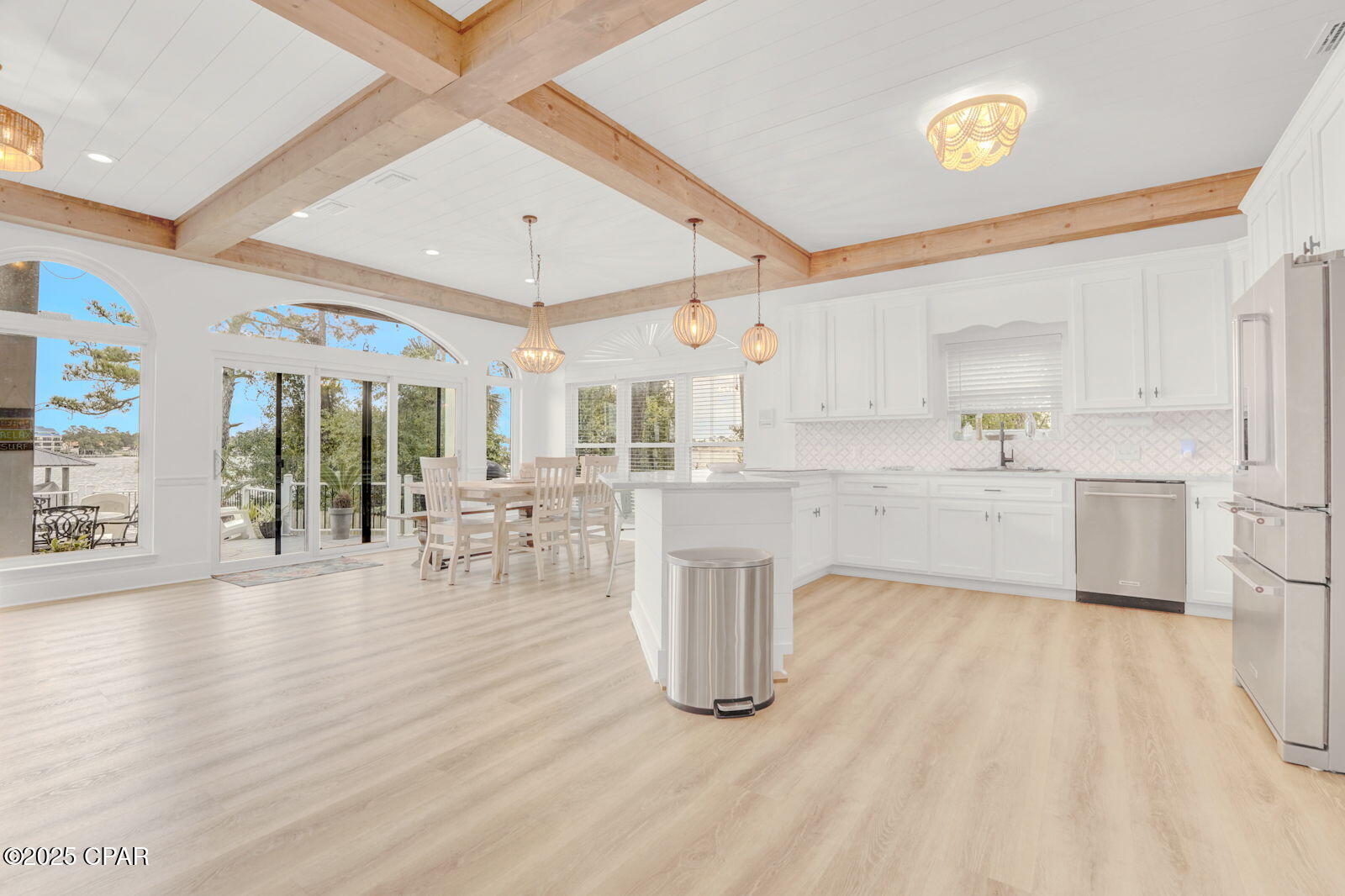 Image 9 For 5620 Lagoon Drive