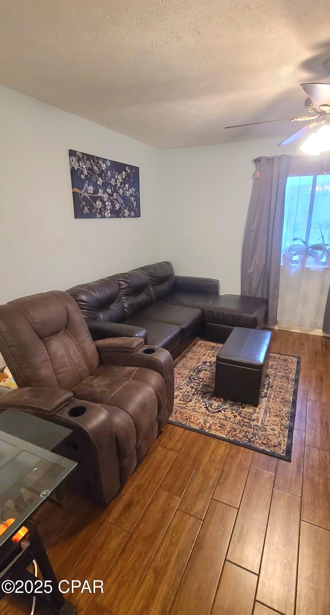 Image 10 For 3906 Venetian Circle