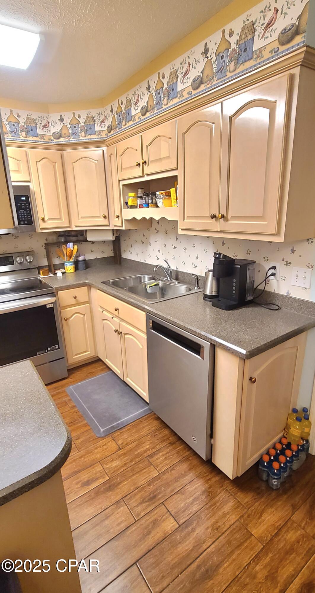 Image 14 For 3906 Venetian Circle