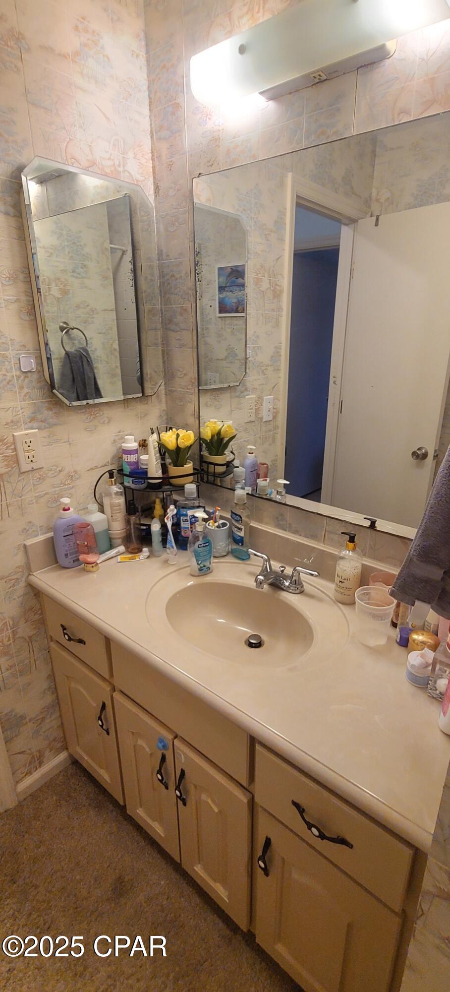 Image 28 For 3906 Venetian Circle