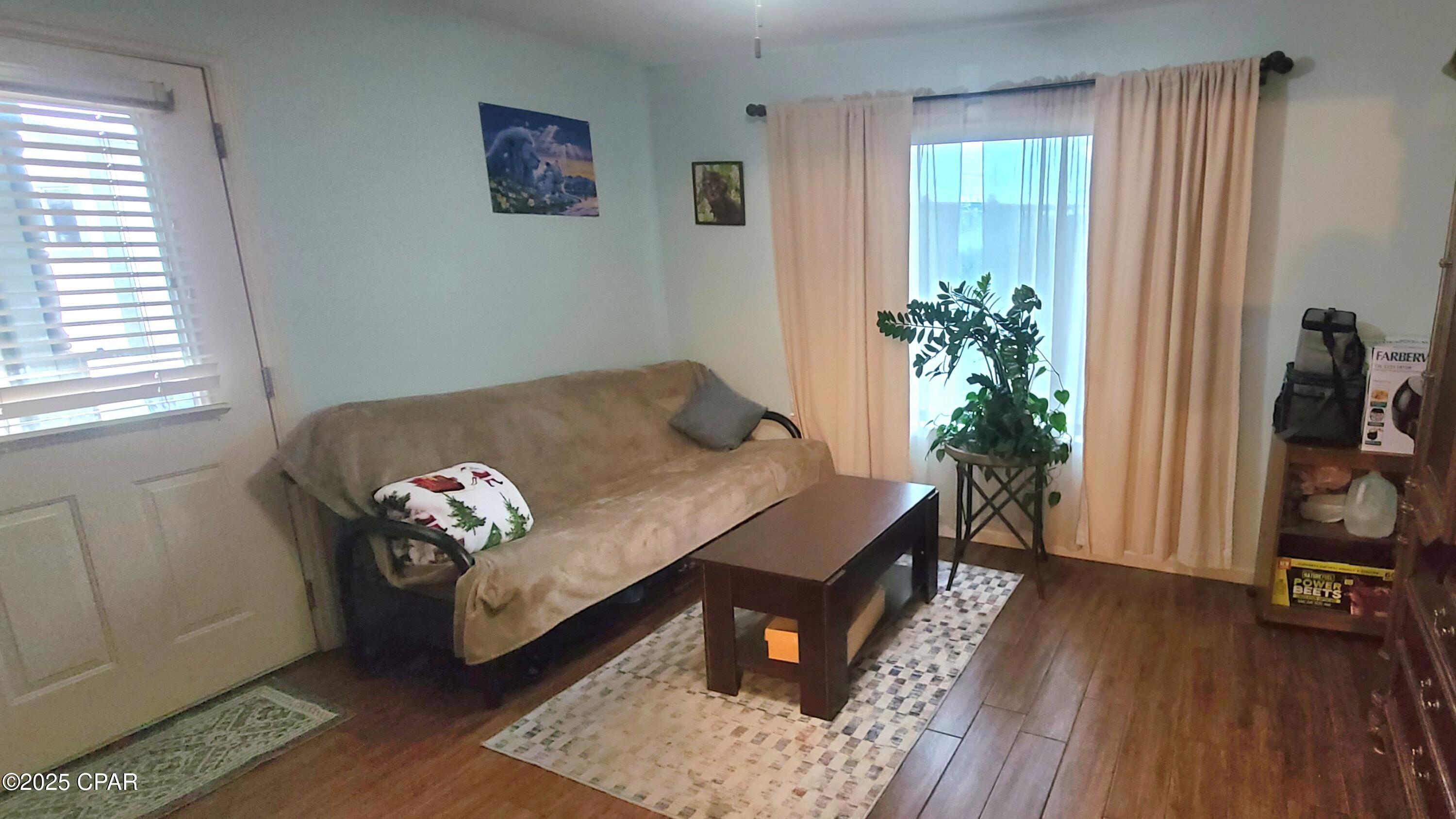 Image 3 For 3906 Venetian Circle