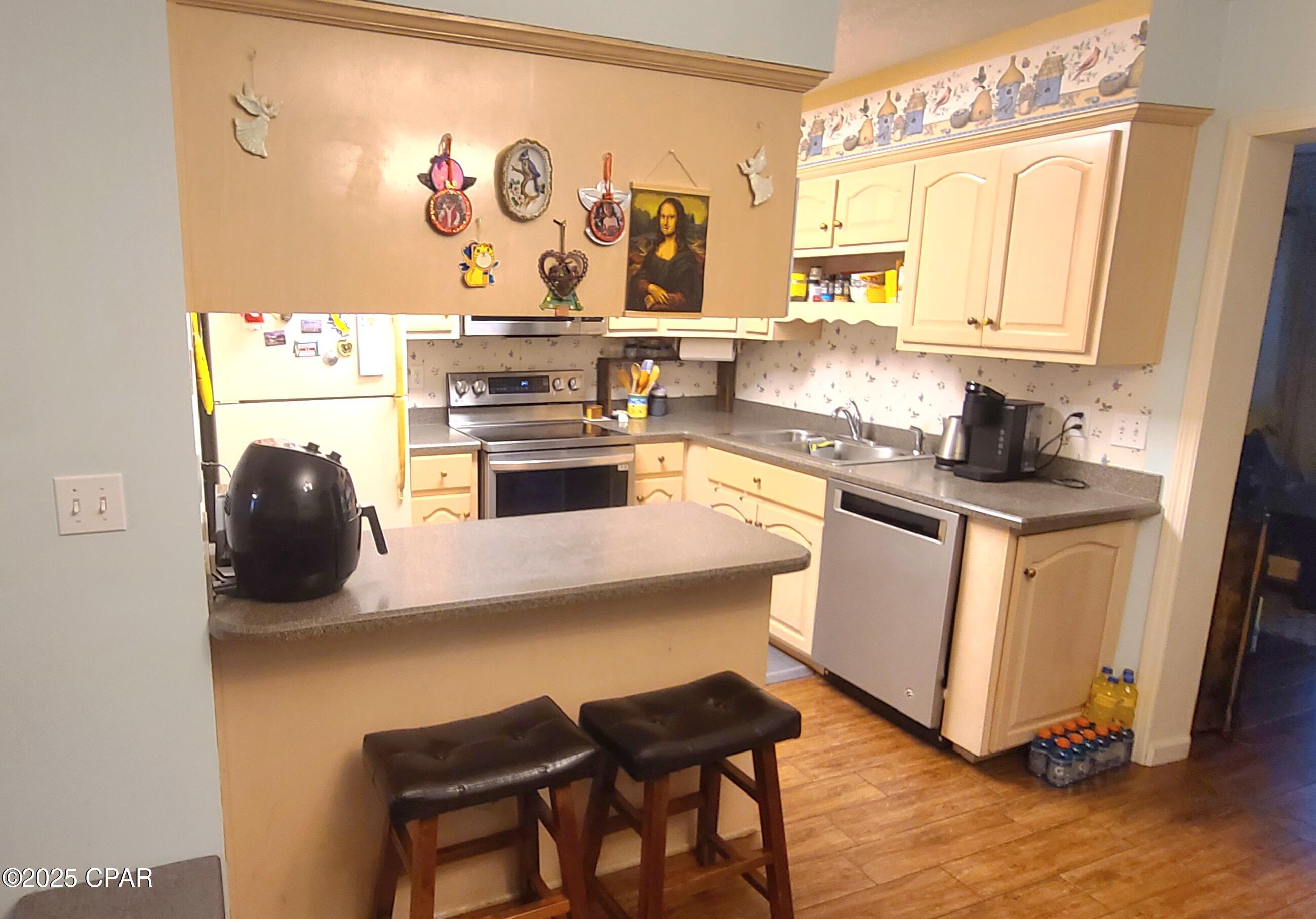 Image 4 For 3906 Venetian Circle