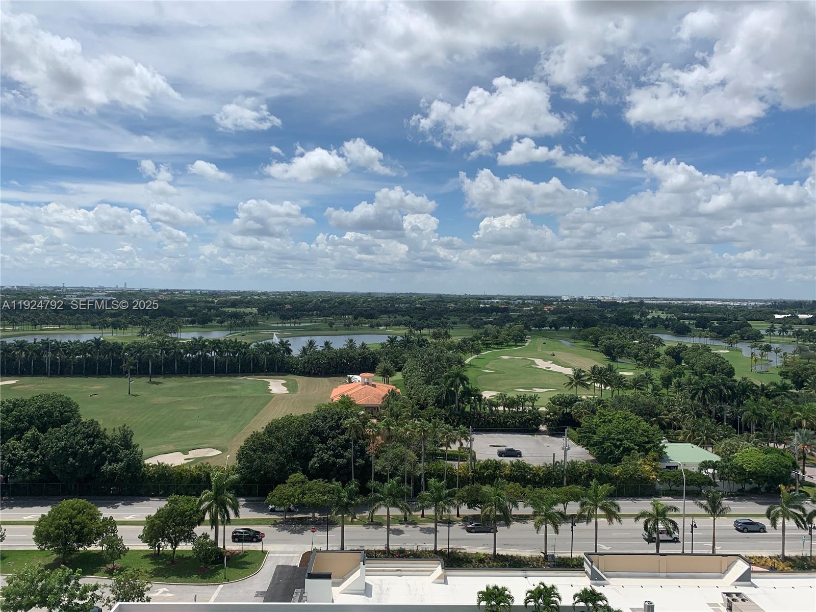 5252 Paseo Downtown Doral