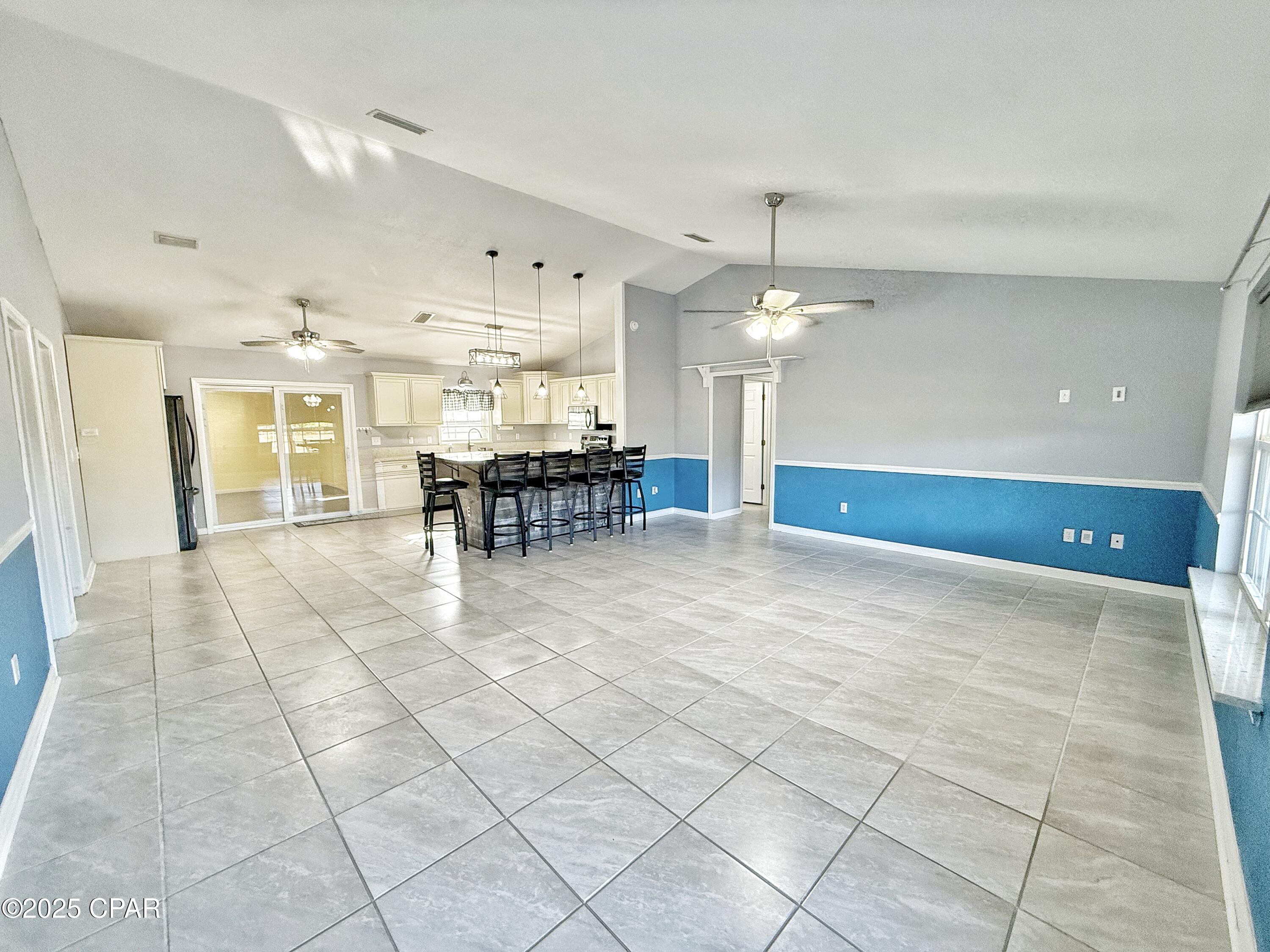 Image 10 For 21382 Paradise Lane