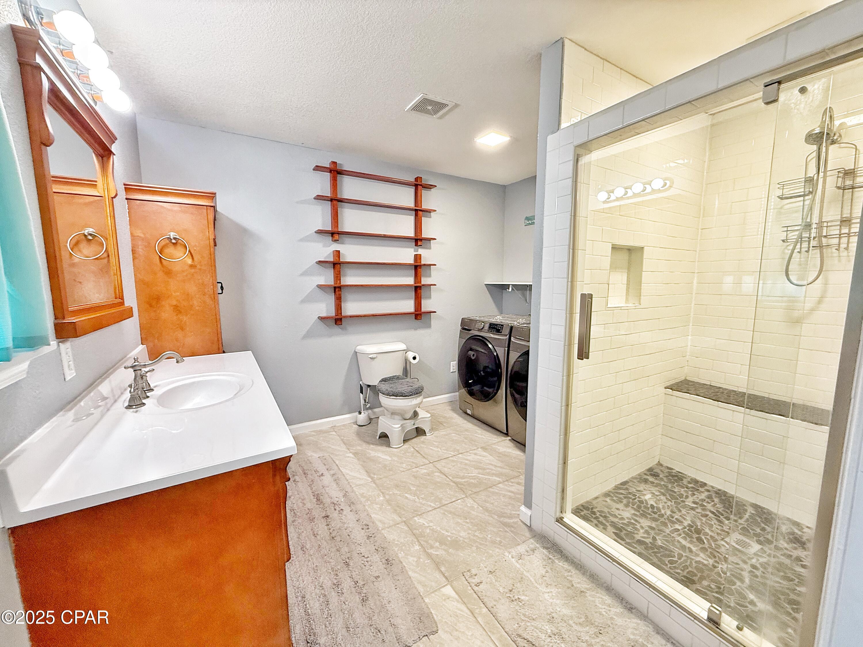 Image 18 For 21382 Paradise Lane