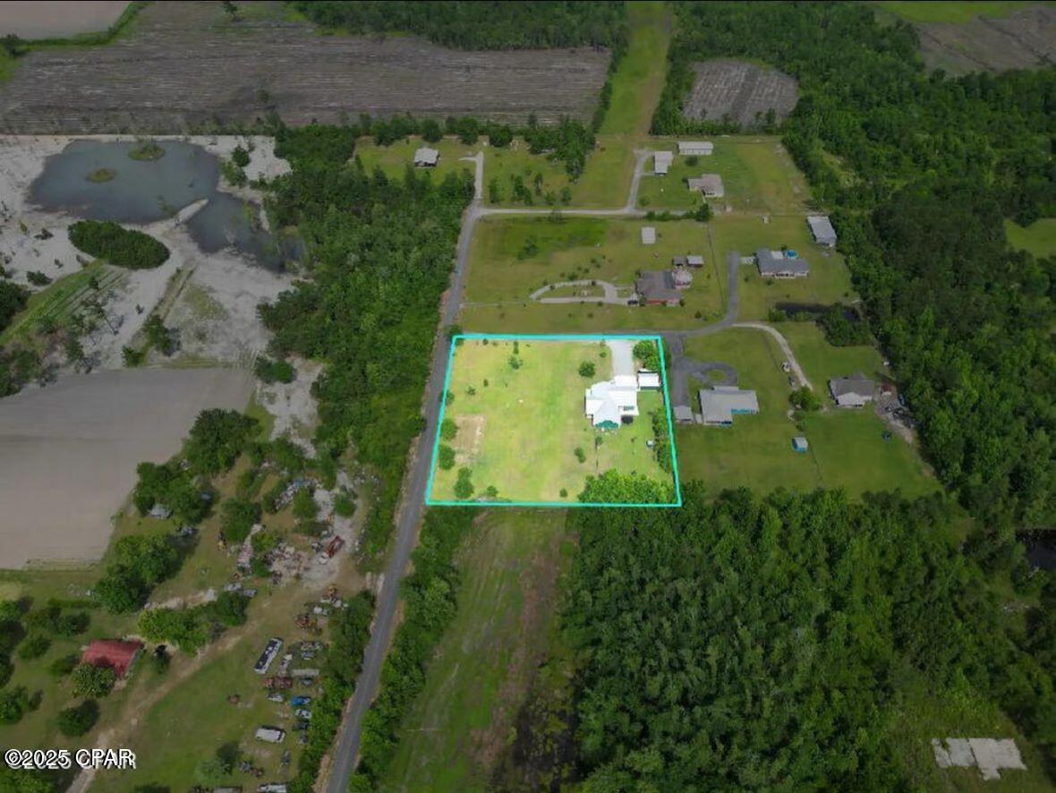 Image 2 For 21382 Paradise Lane