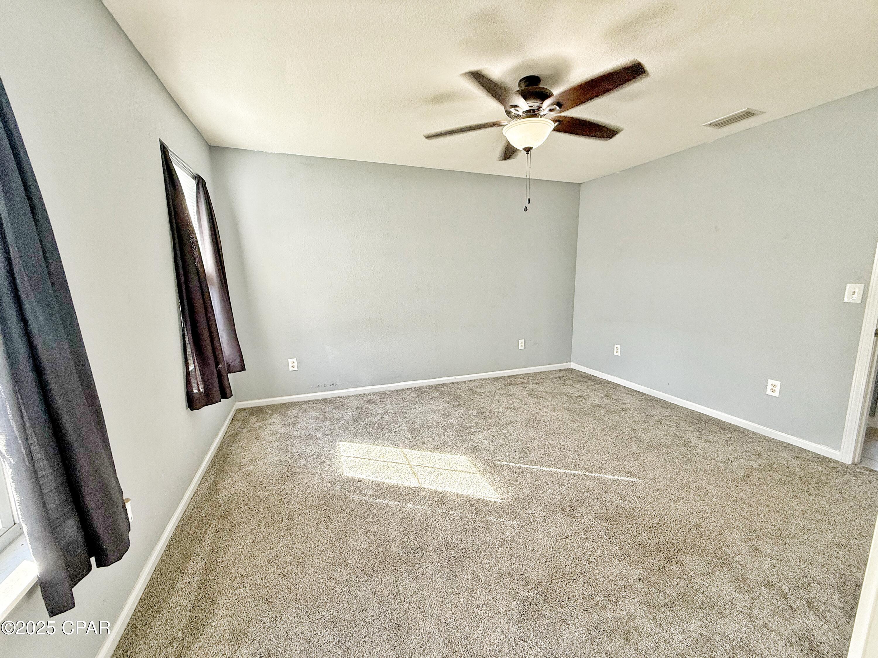 Image 23 For 21382 Paradise Lane