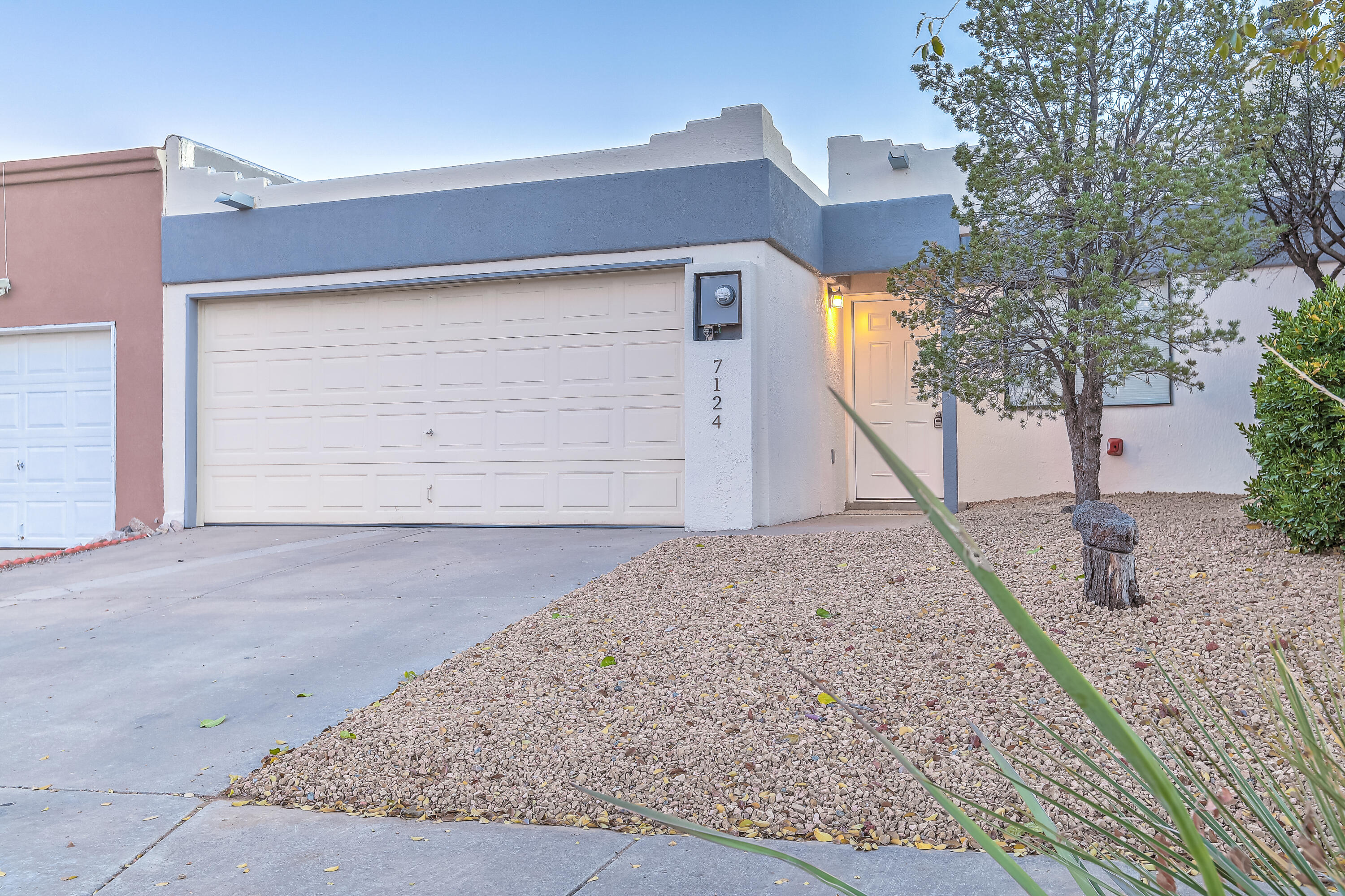 7124 Maxim Court, Albuquerque NM 87120